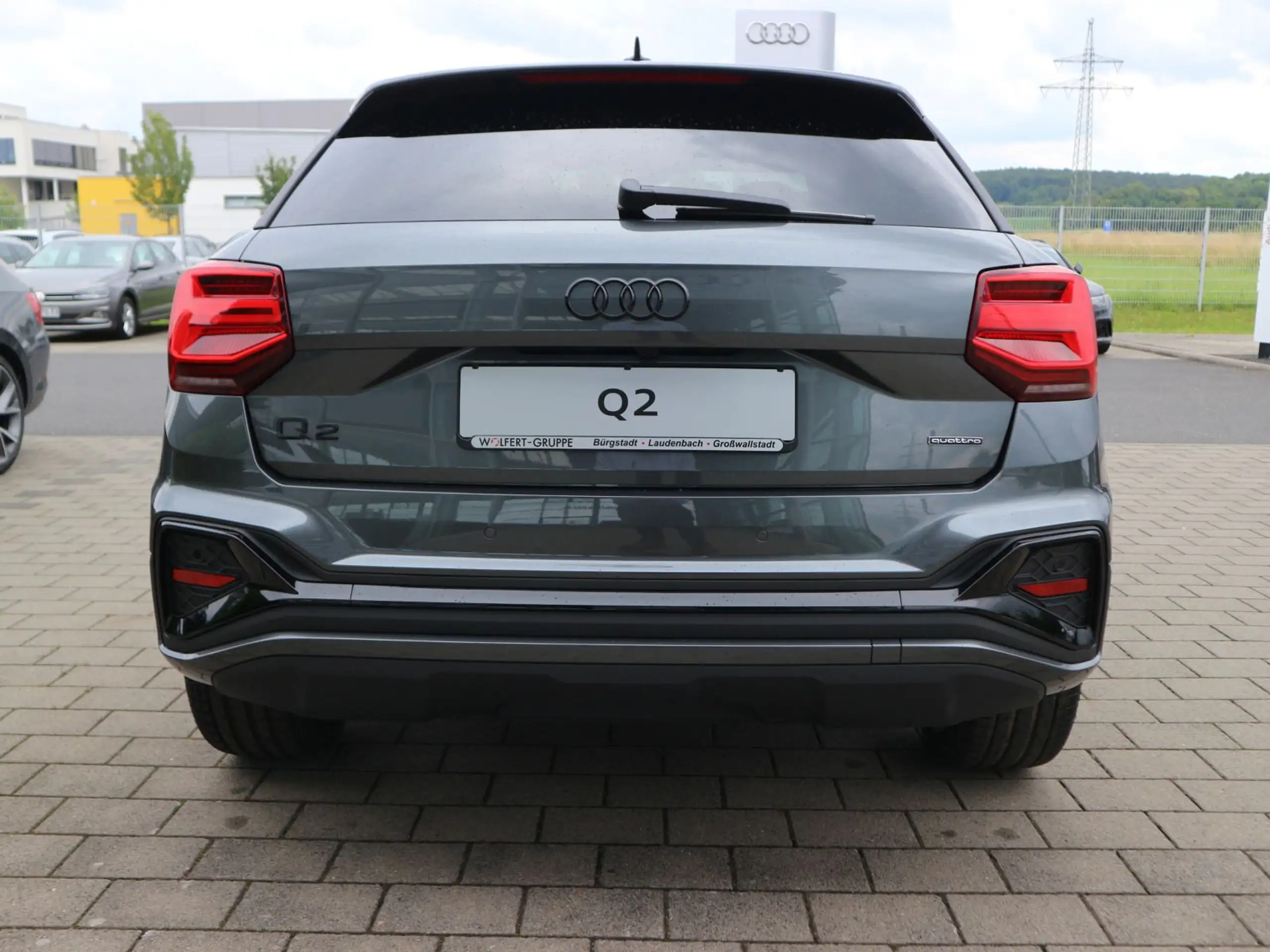 Audi - Q2