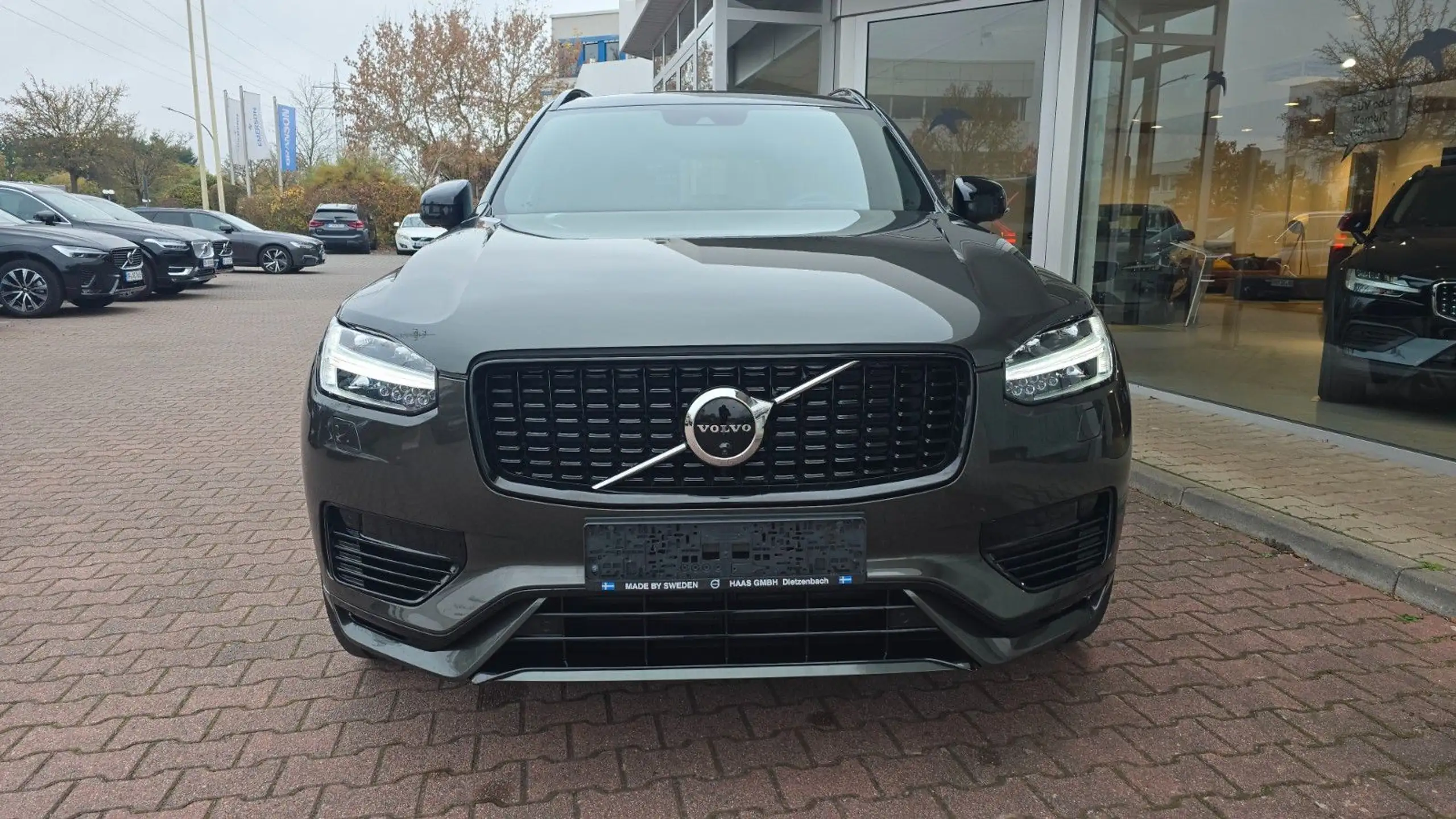 Volvo - XC90