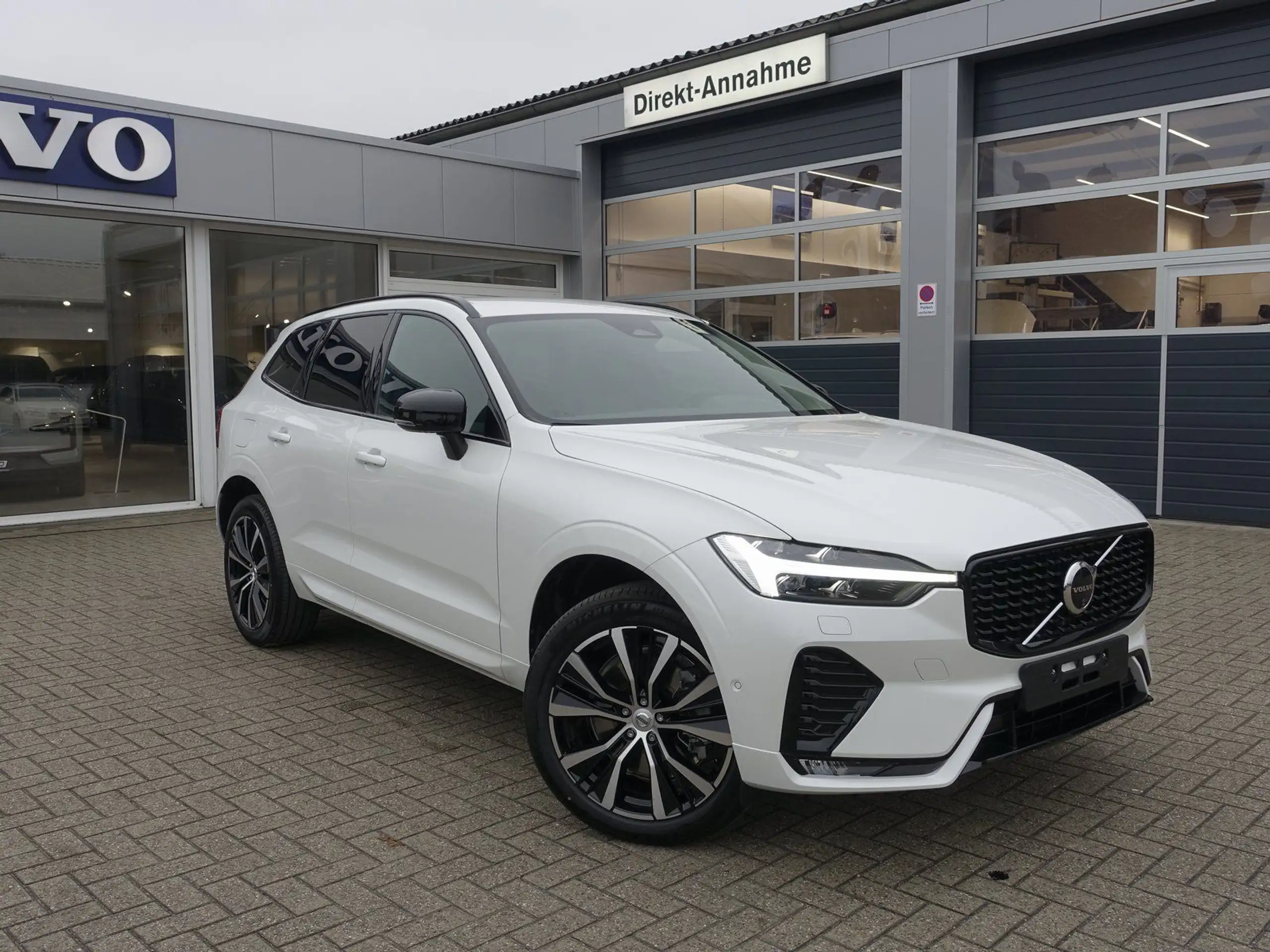 Volvo - XC60