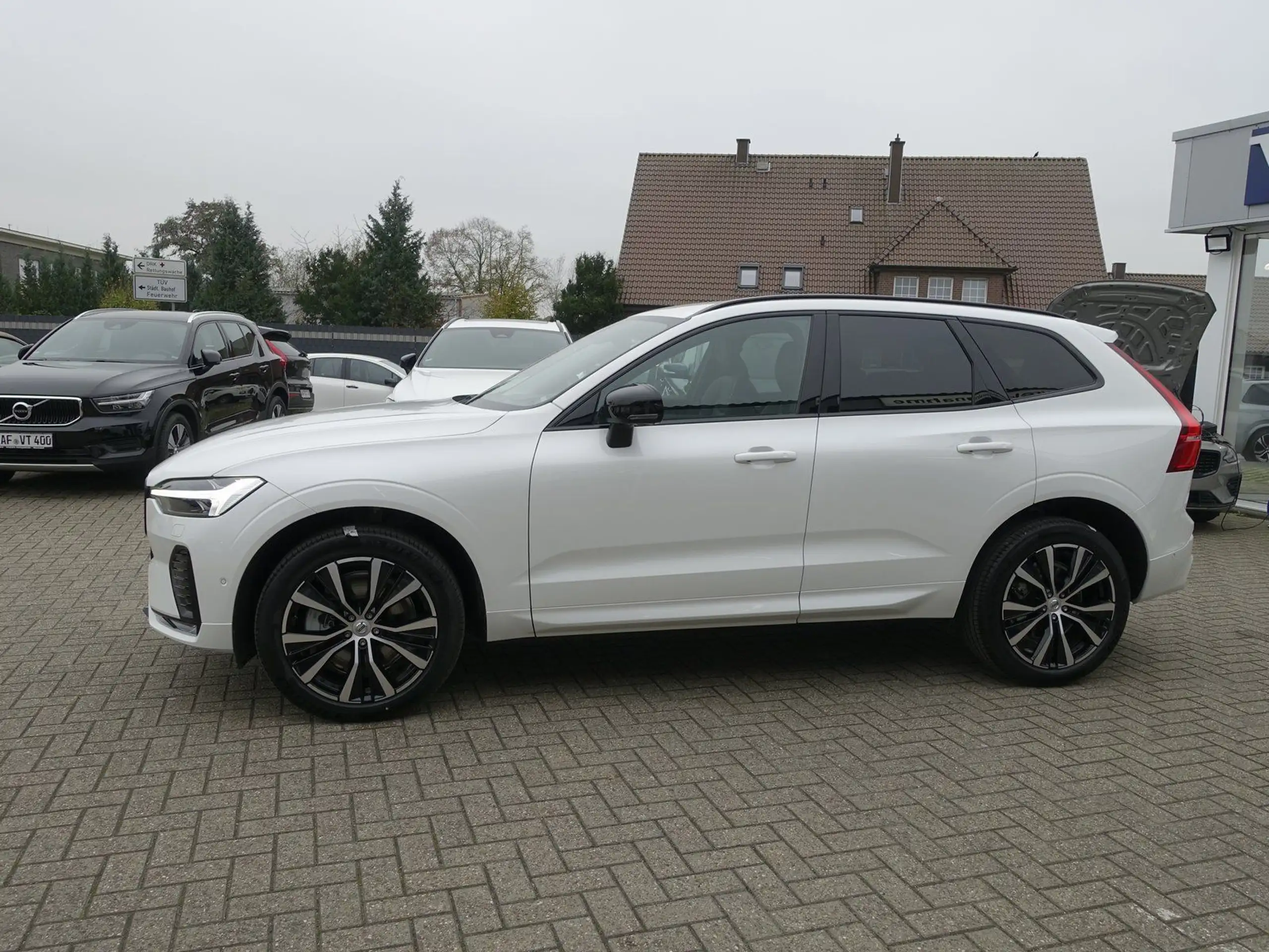 Volvo - XC60