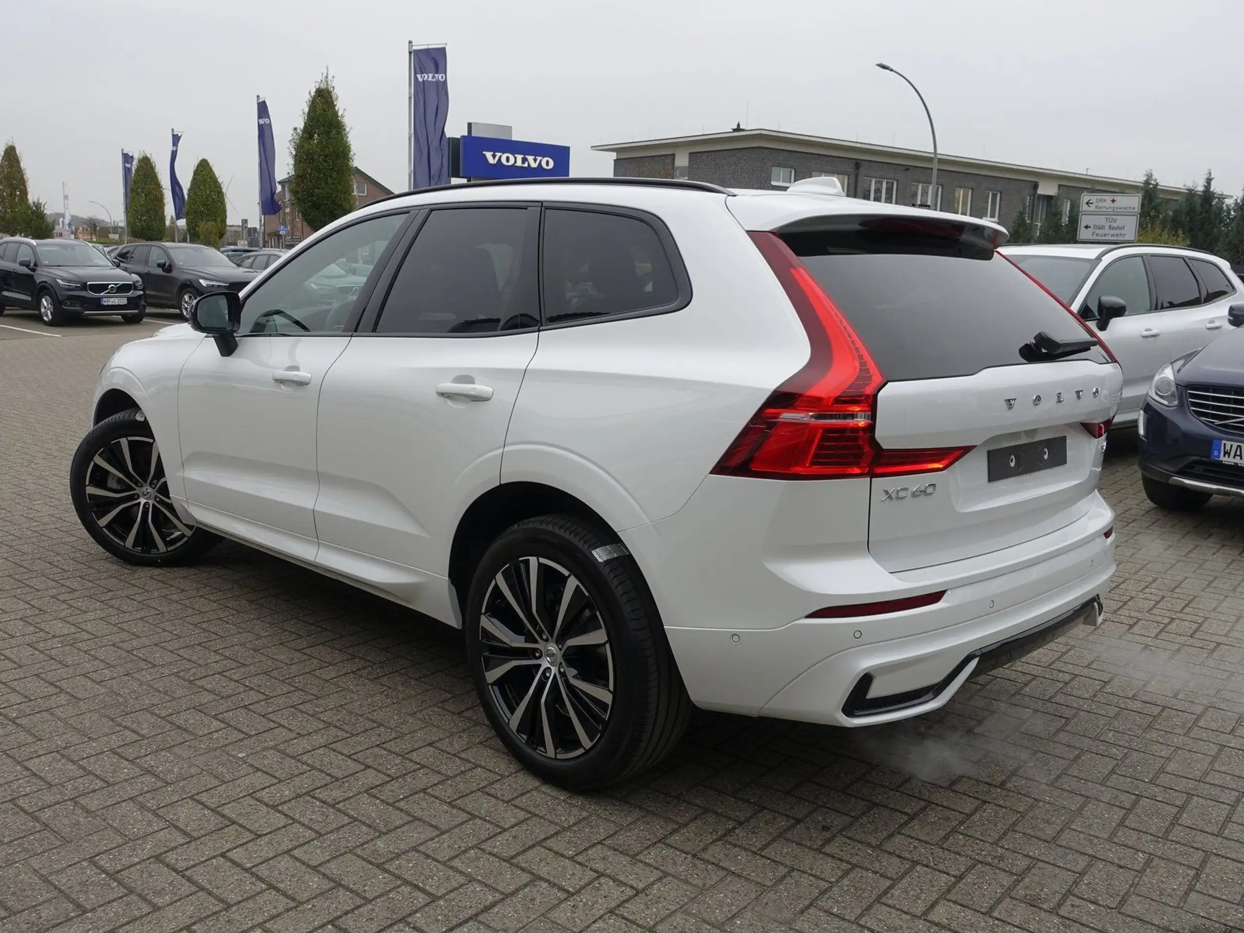 Volvo - XC60