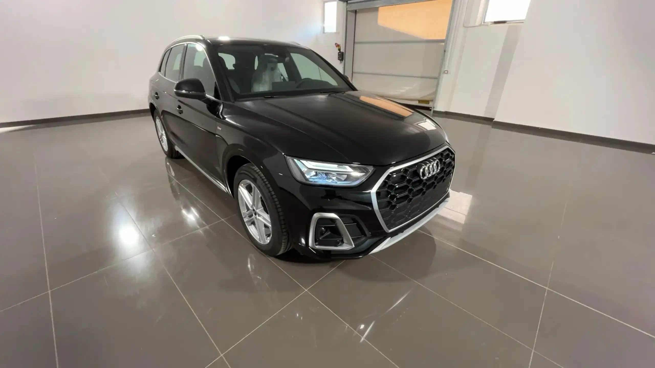 Audi - Q5