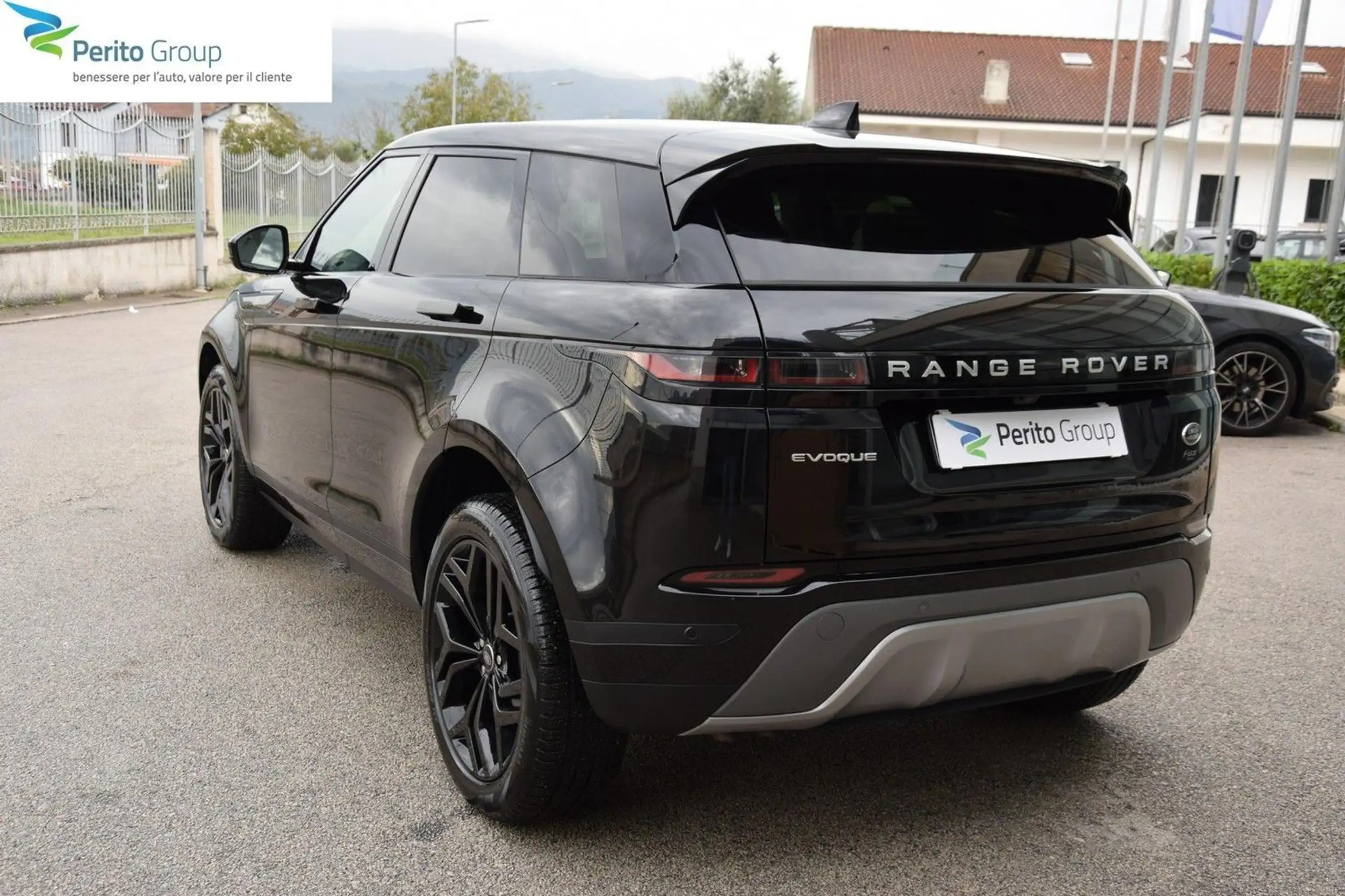 Land Rover - Range Rover Evoque