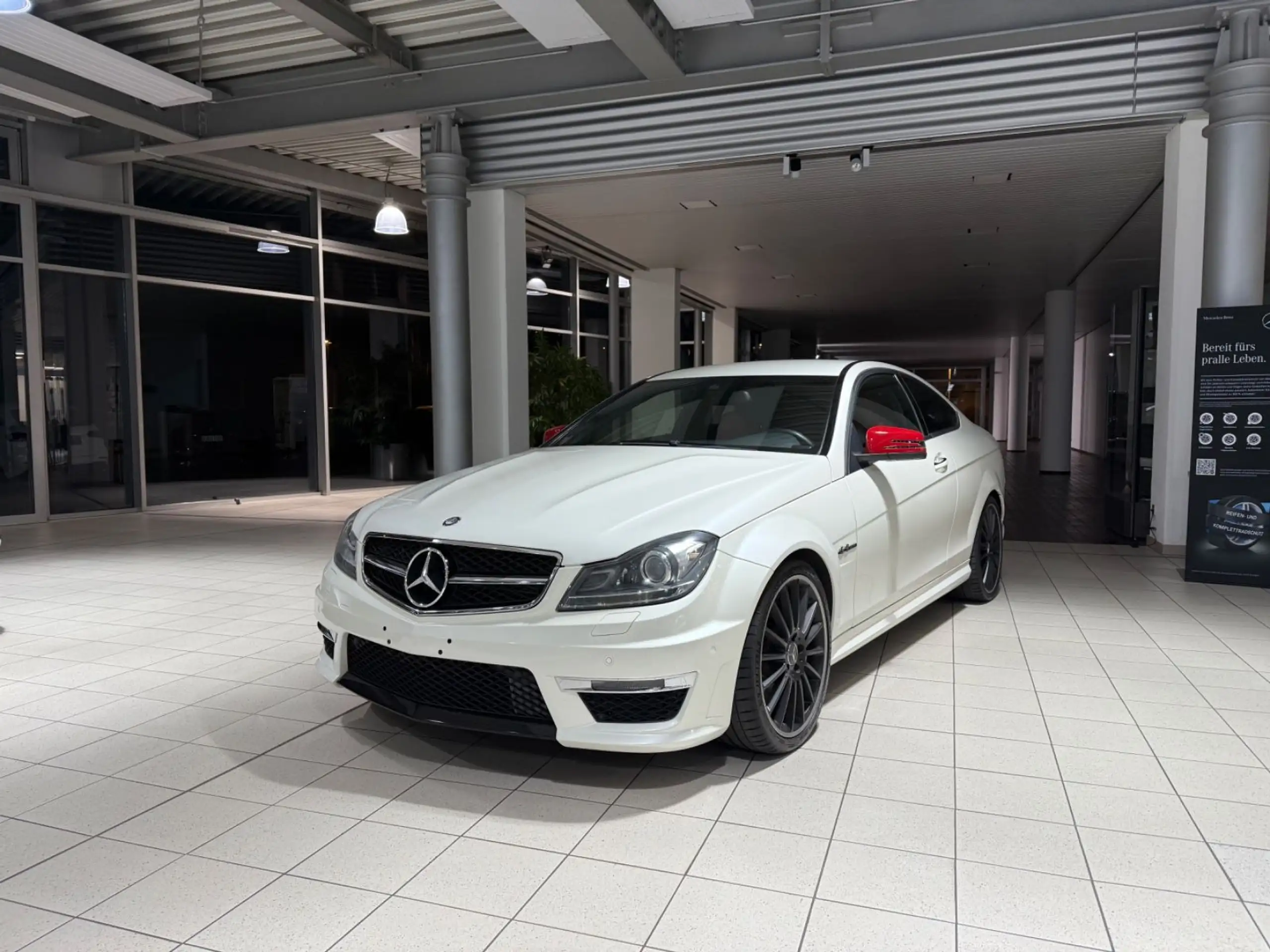 Mercedes-Benz - C 63 AMG