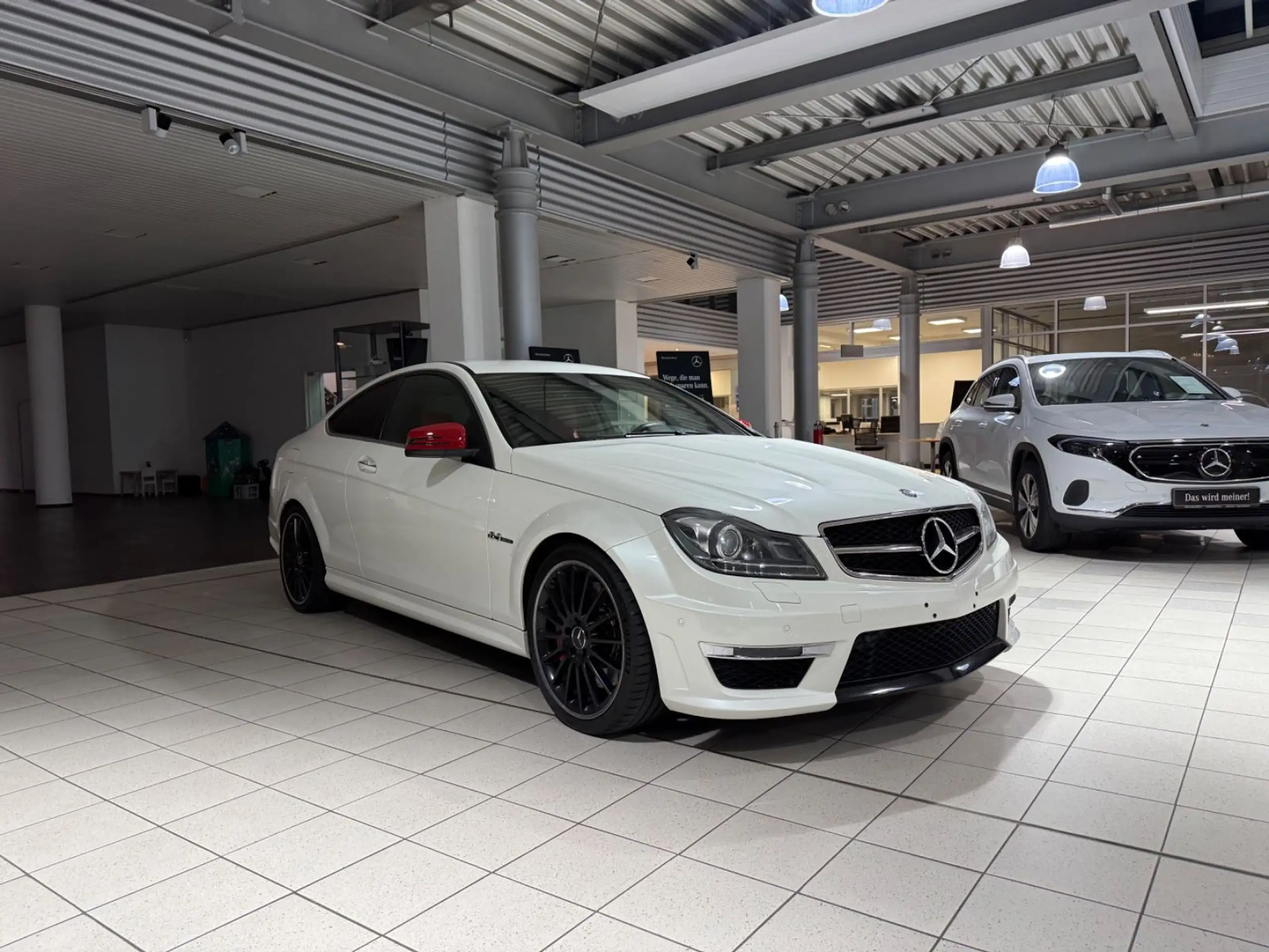 Mercedes-Benz - C 63 AMG