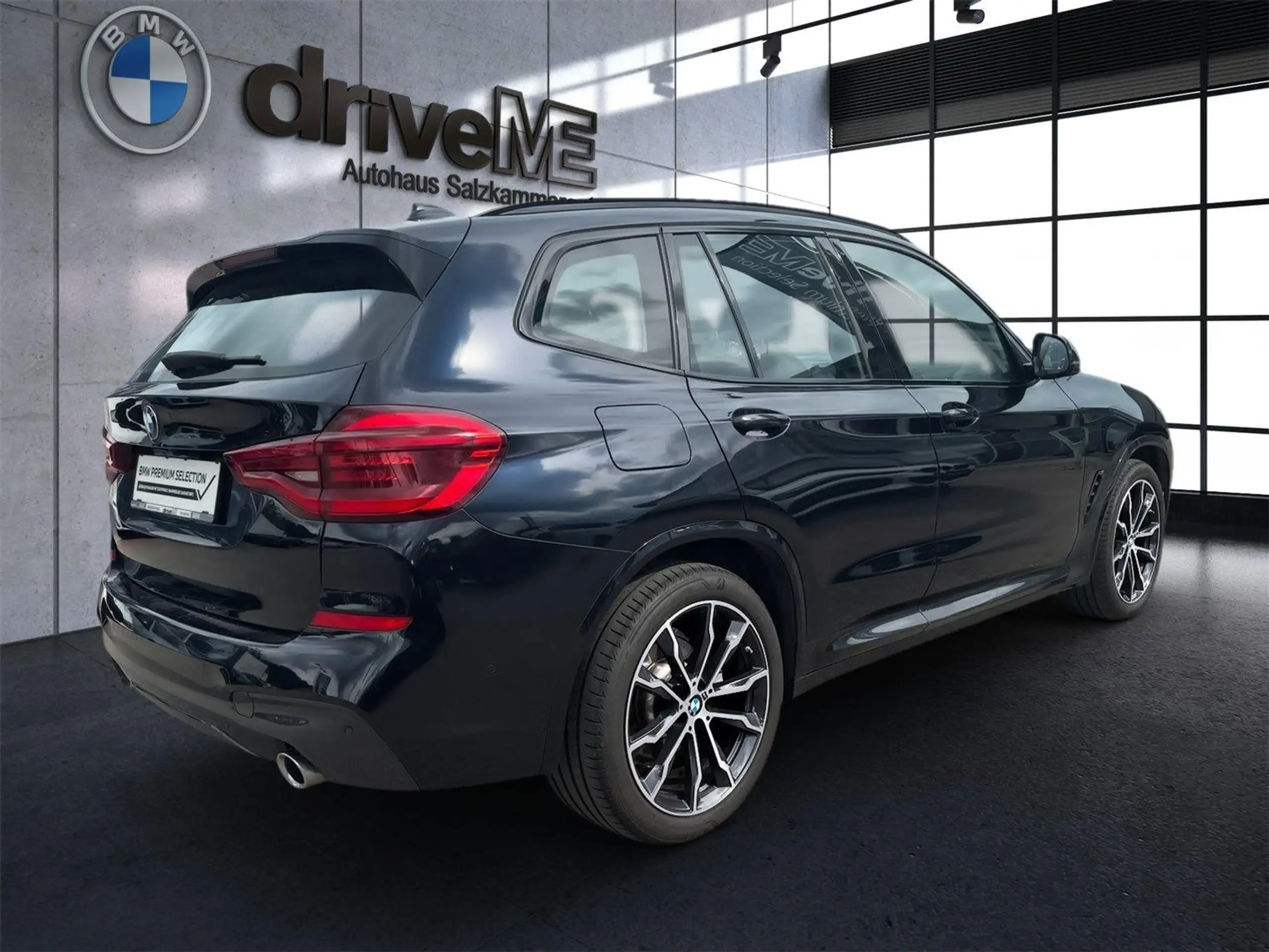 BMW - X3