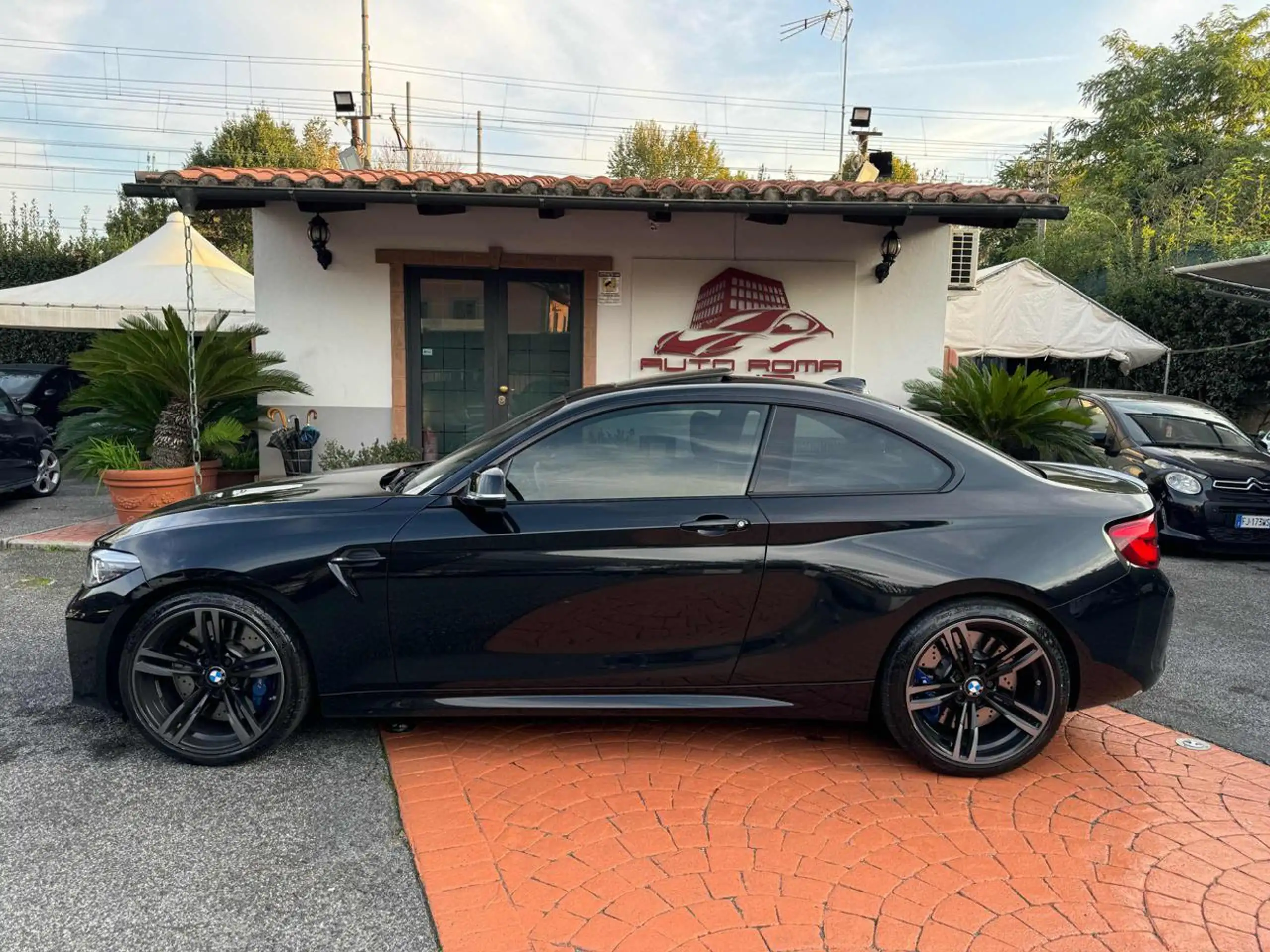 BMW - M2