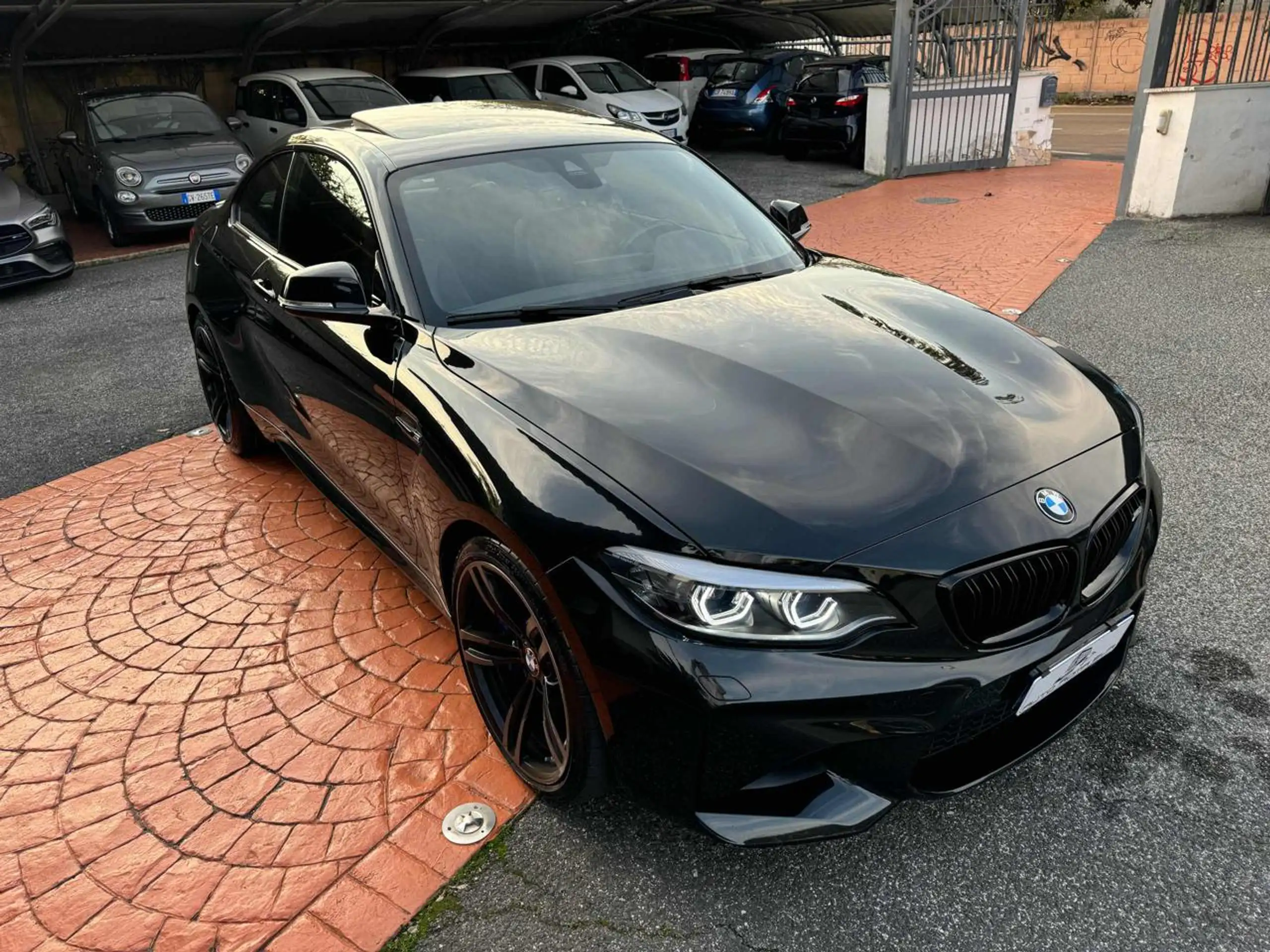 BMW - M2