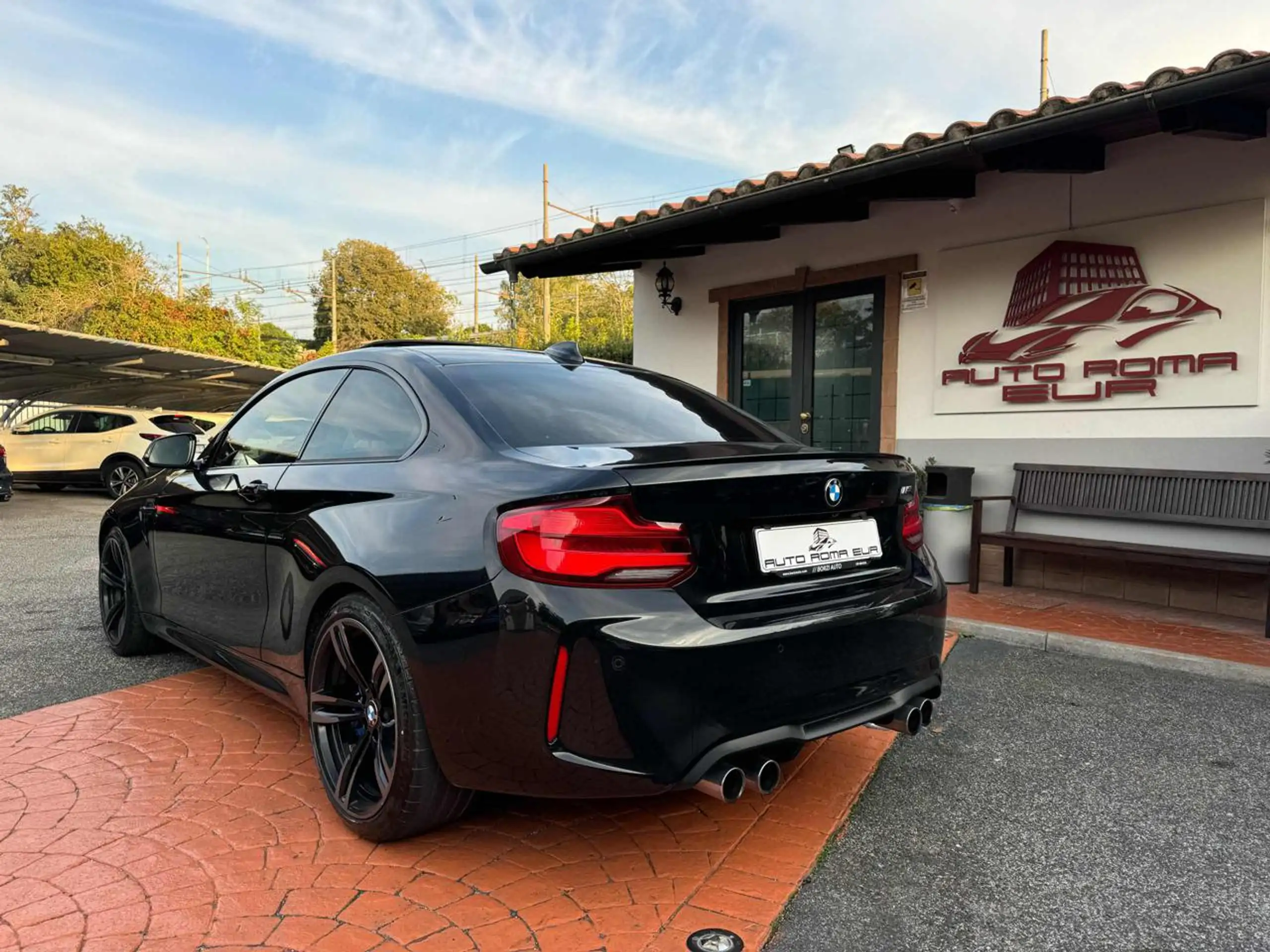 BMW - M2