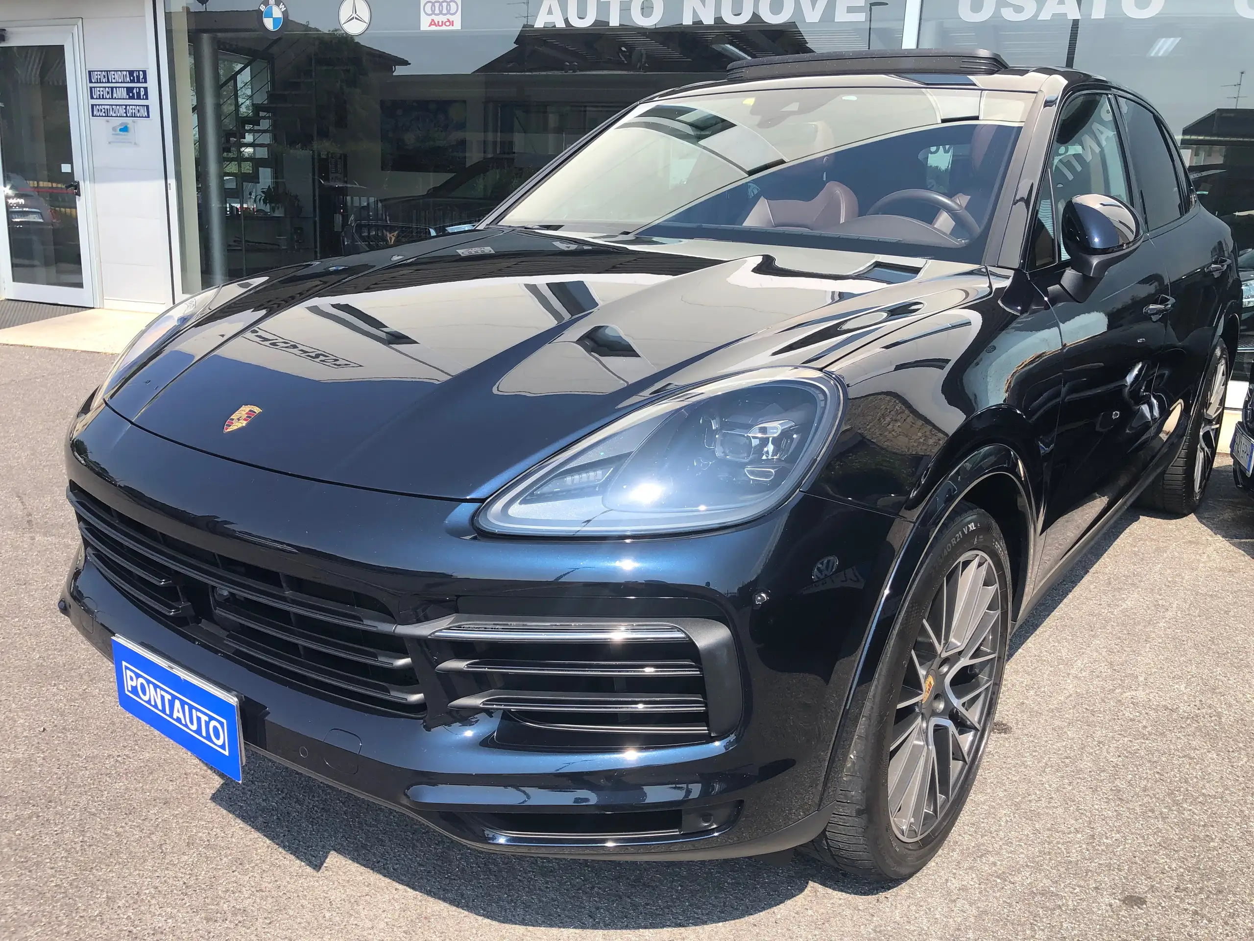 Porsche - Cayenne