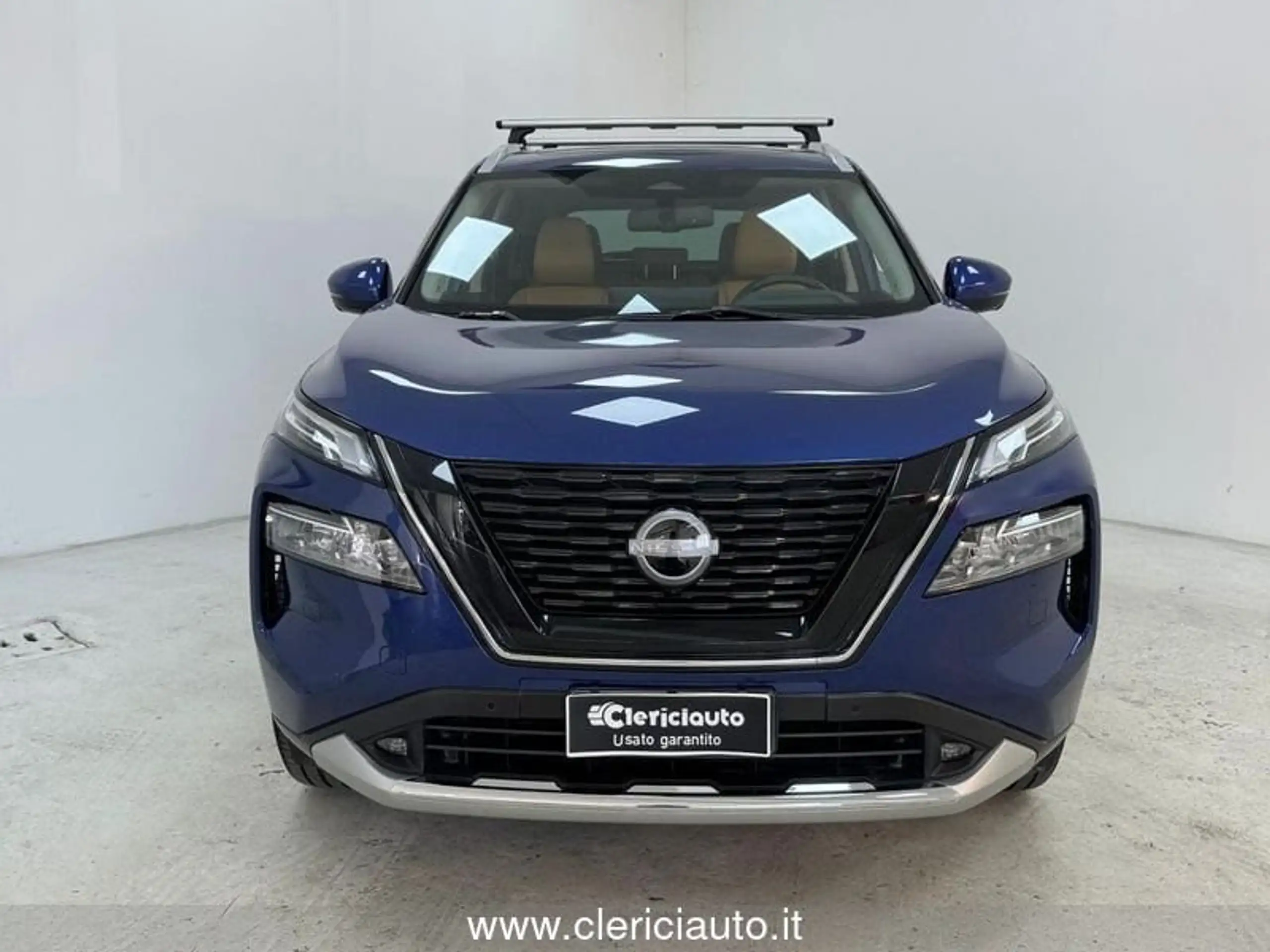 Nissan - X-Trail