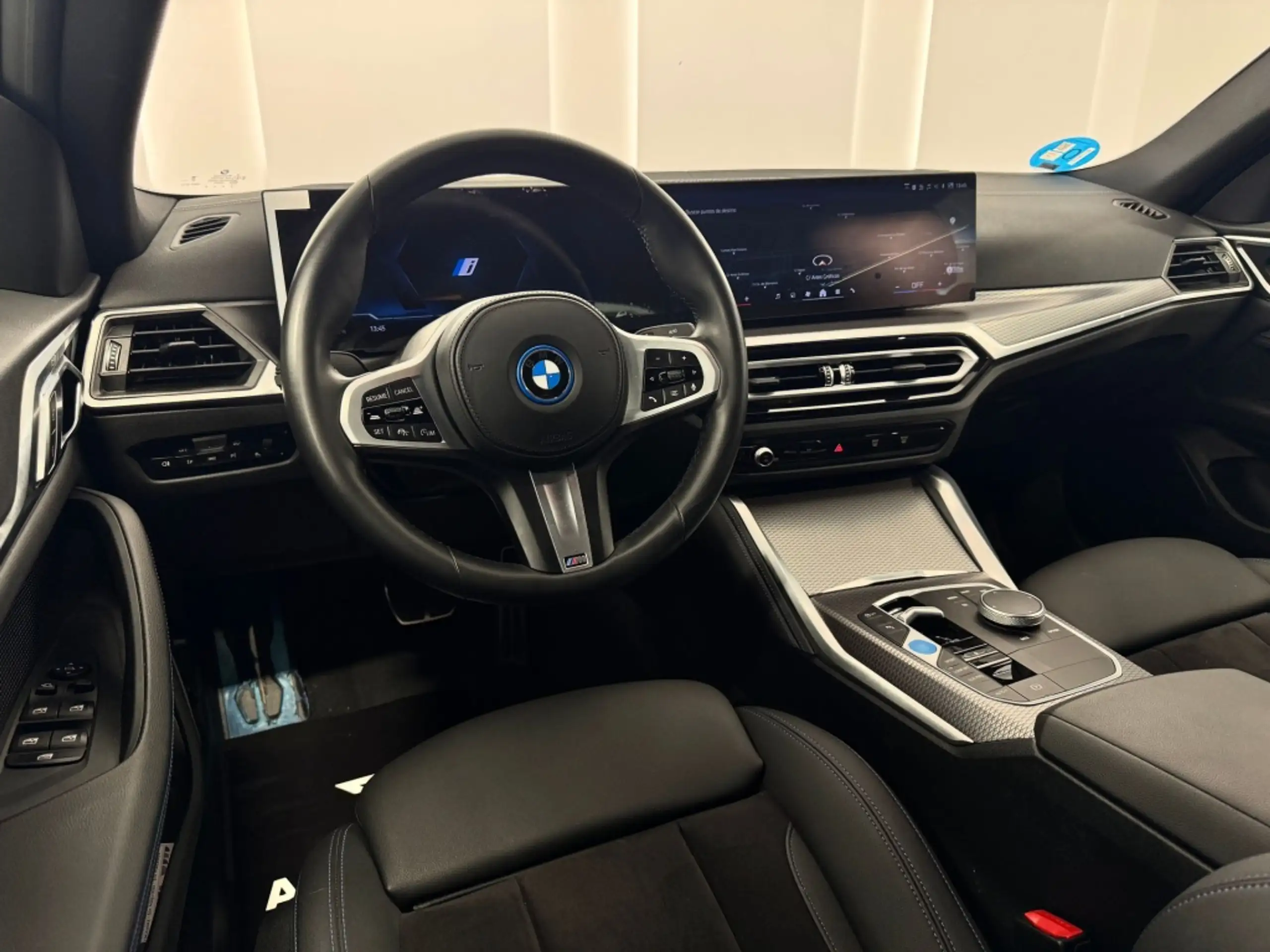 BMW - i4