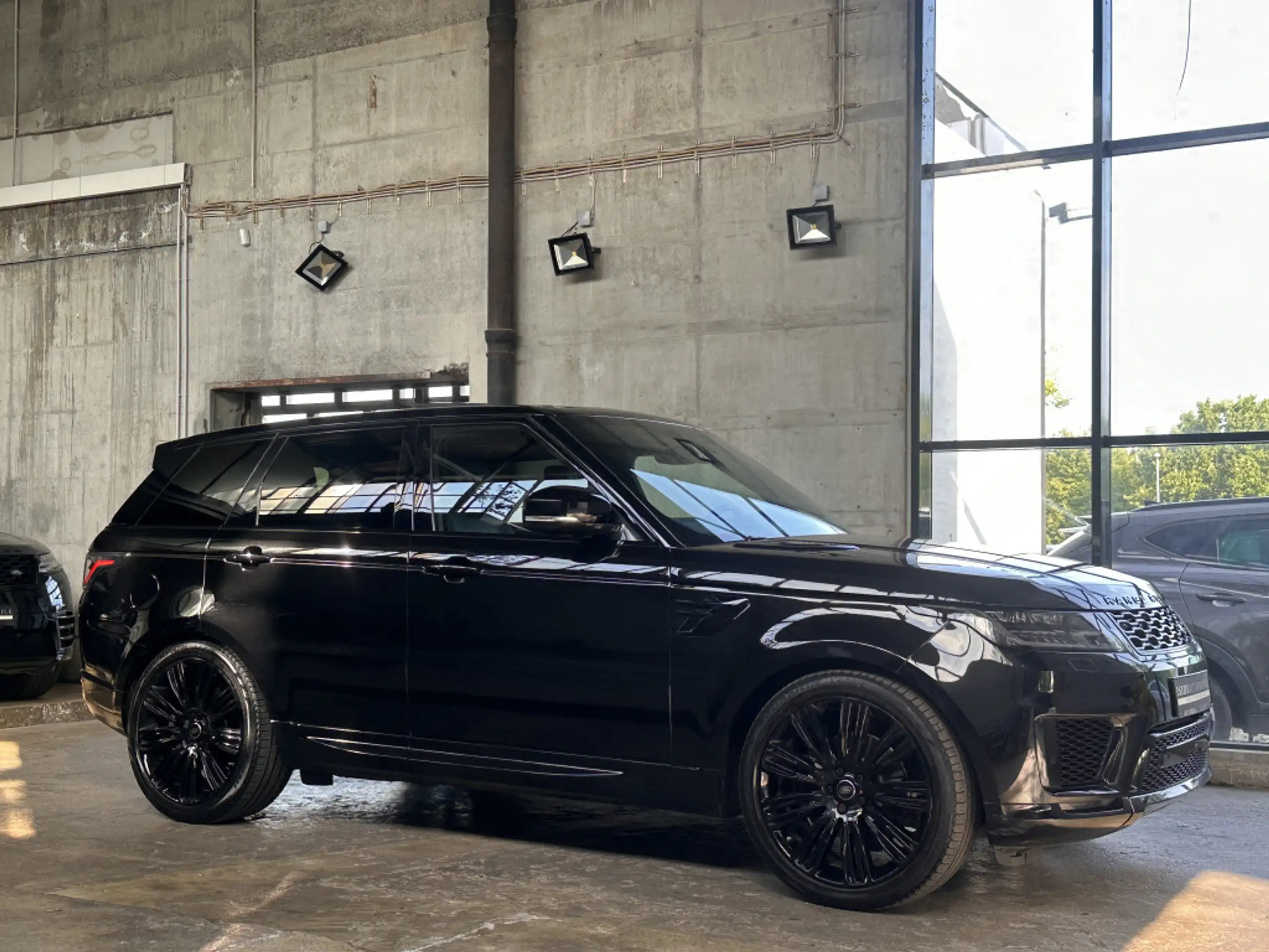 Land Rover - Range Rover Sport