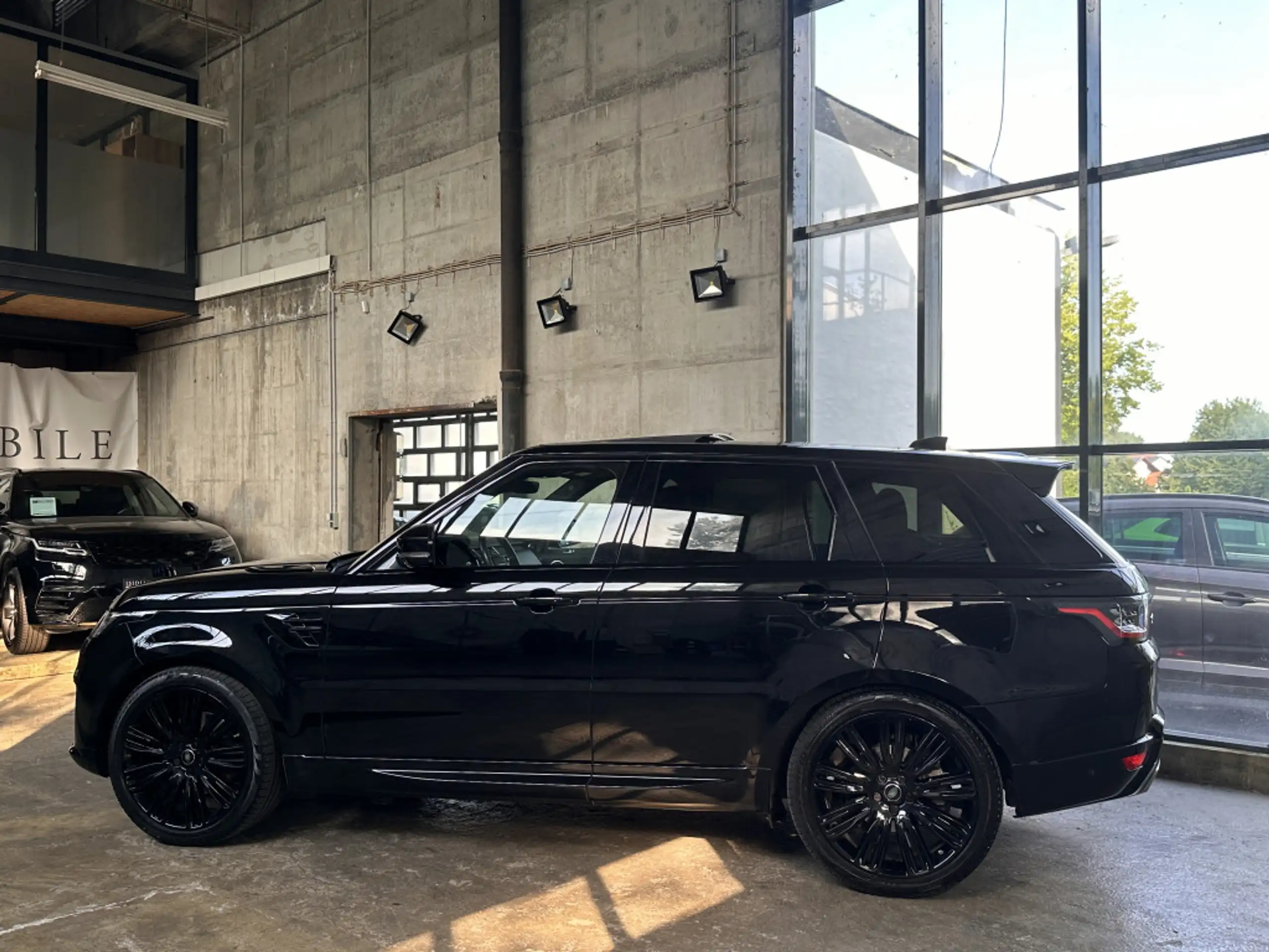 Land Rover - Range Rover Sport