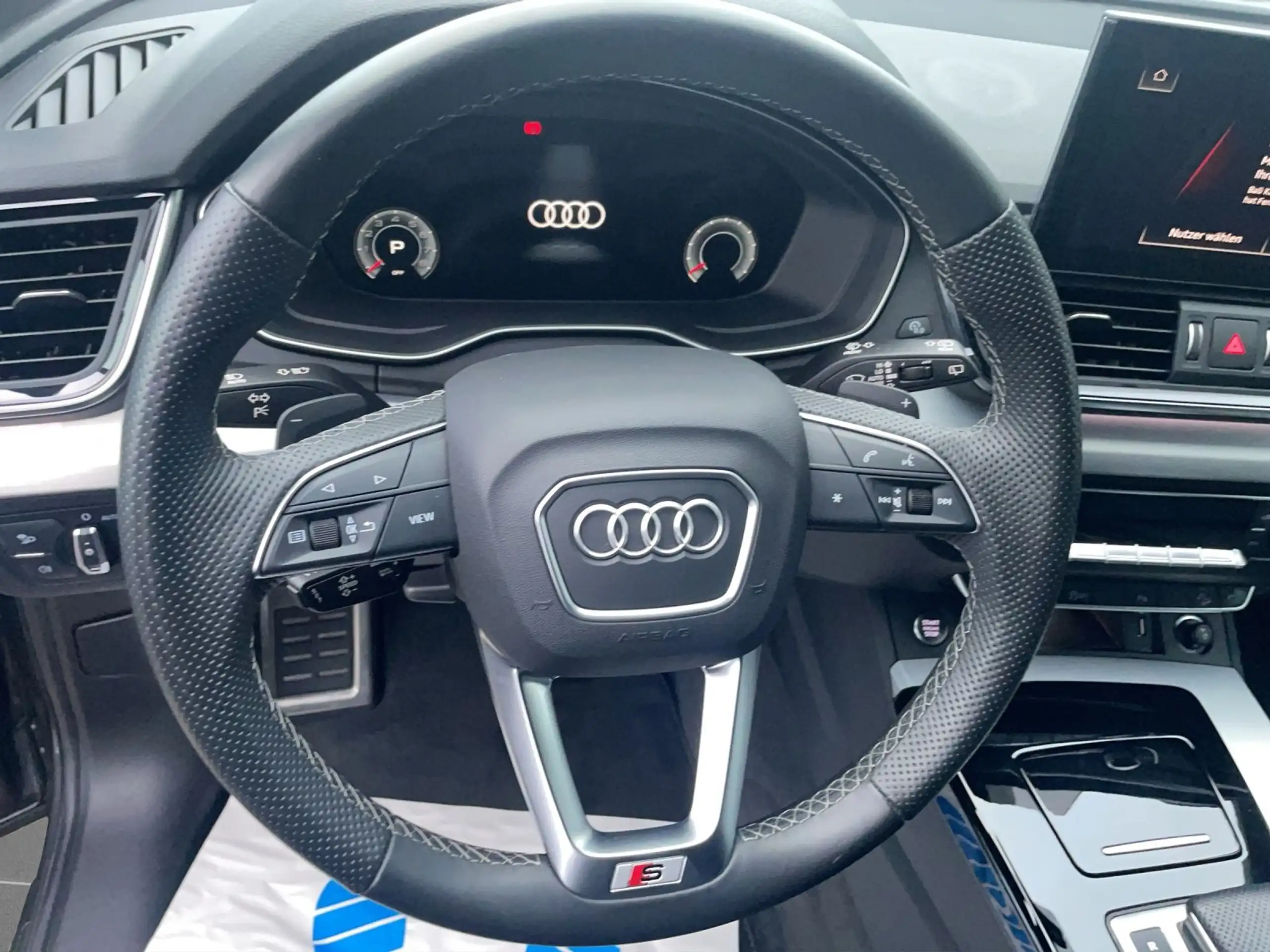 Audi - Q5