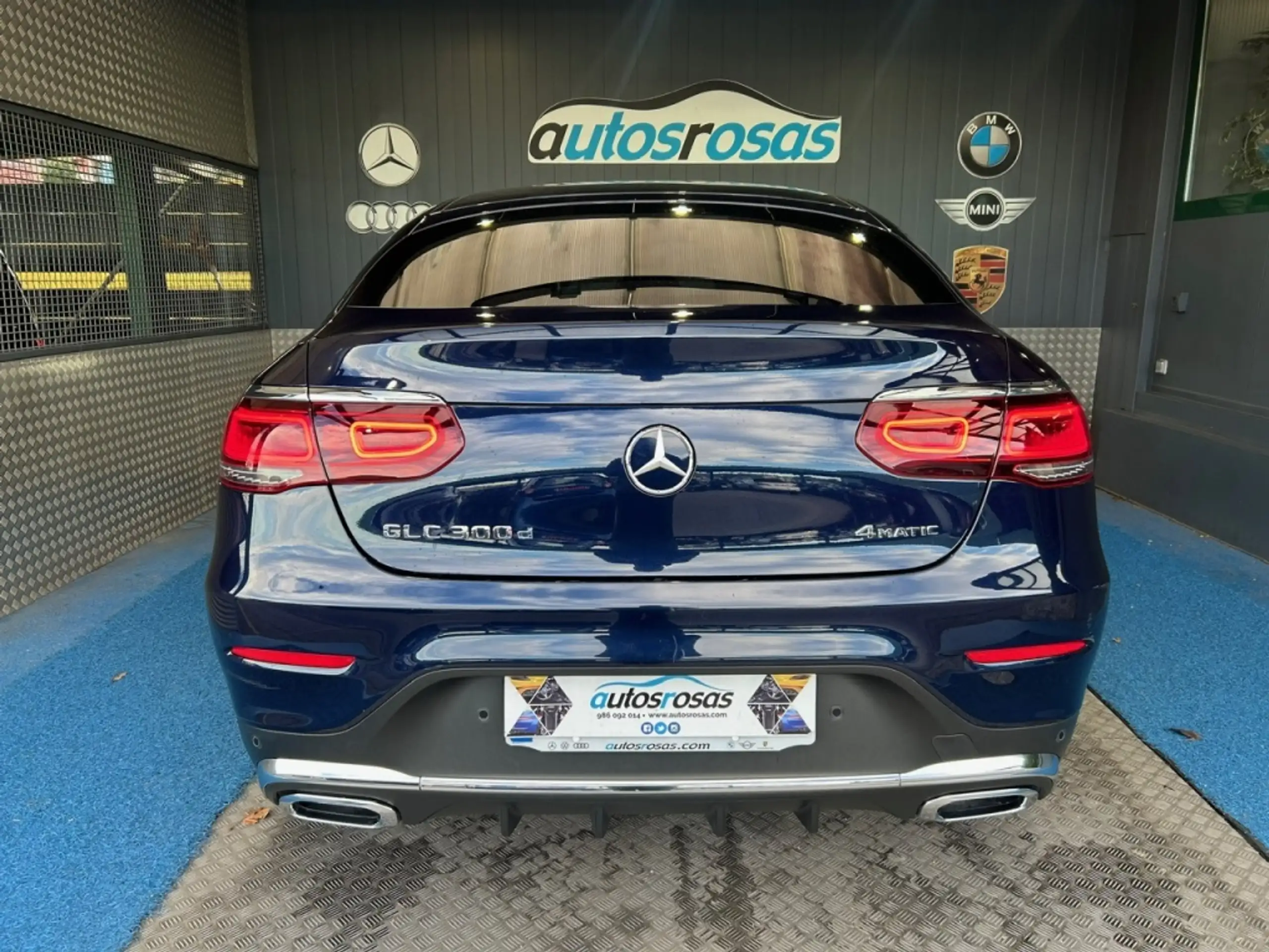 Mercedes-Benz - GLC 300