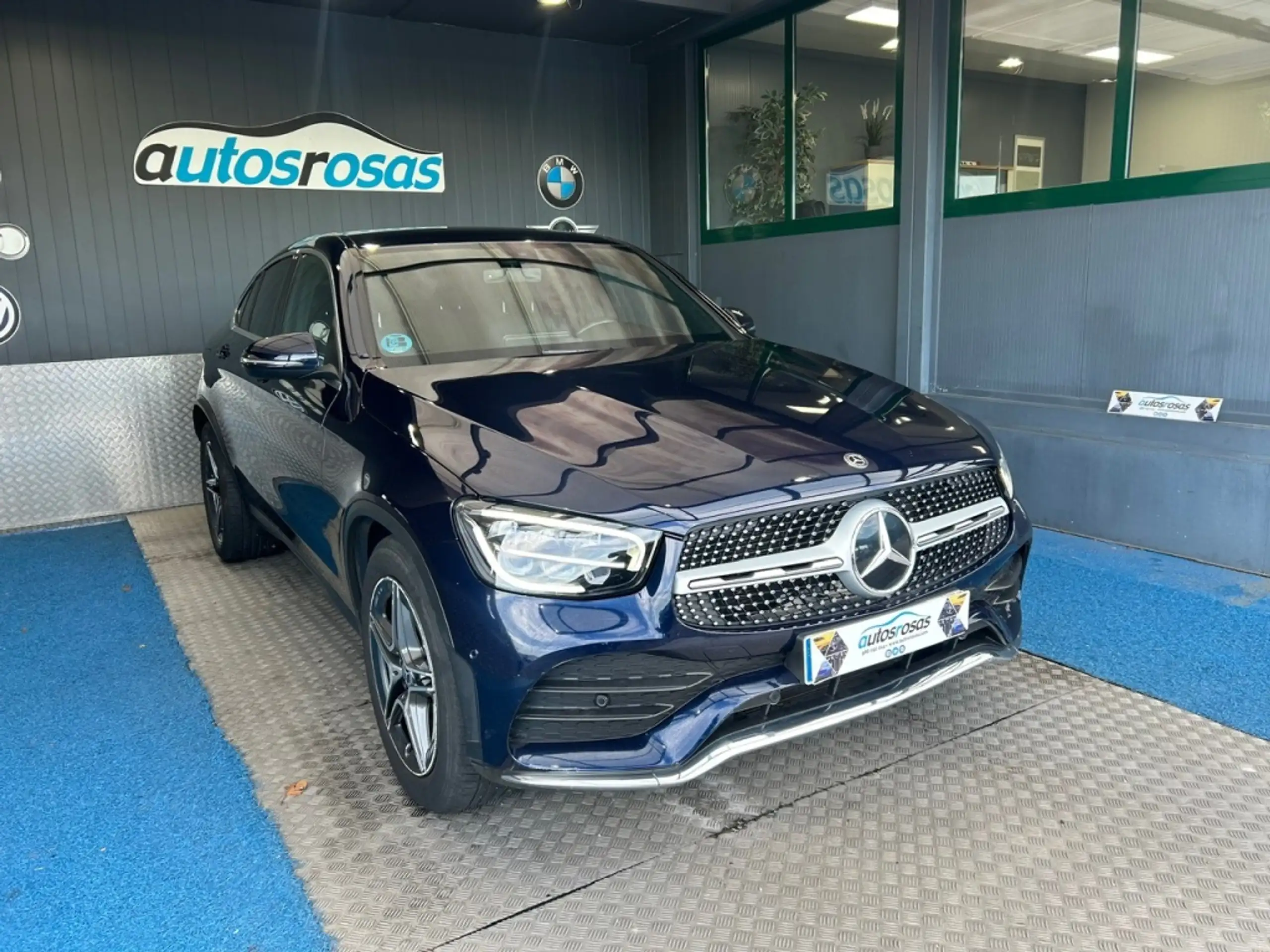 Mercedes-Benz - GLC 300