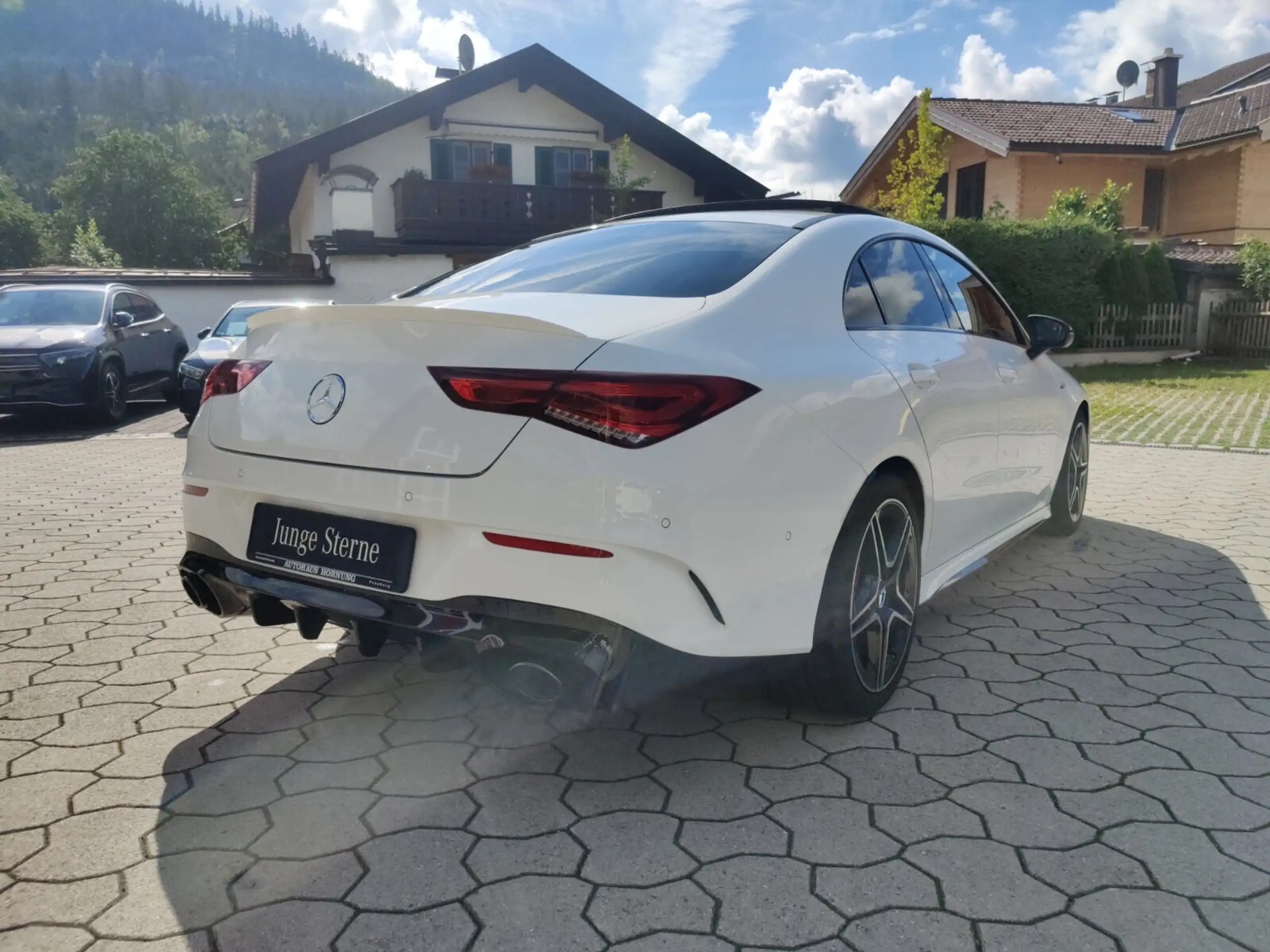 Mercedes-Benz - CLA 35 AMG