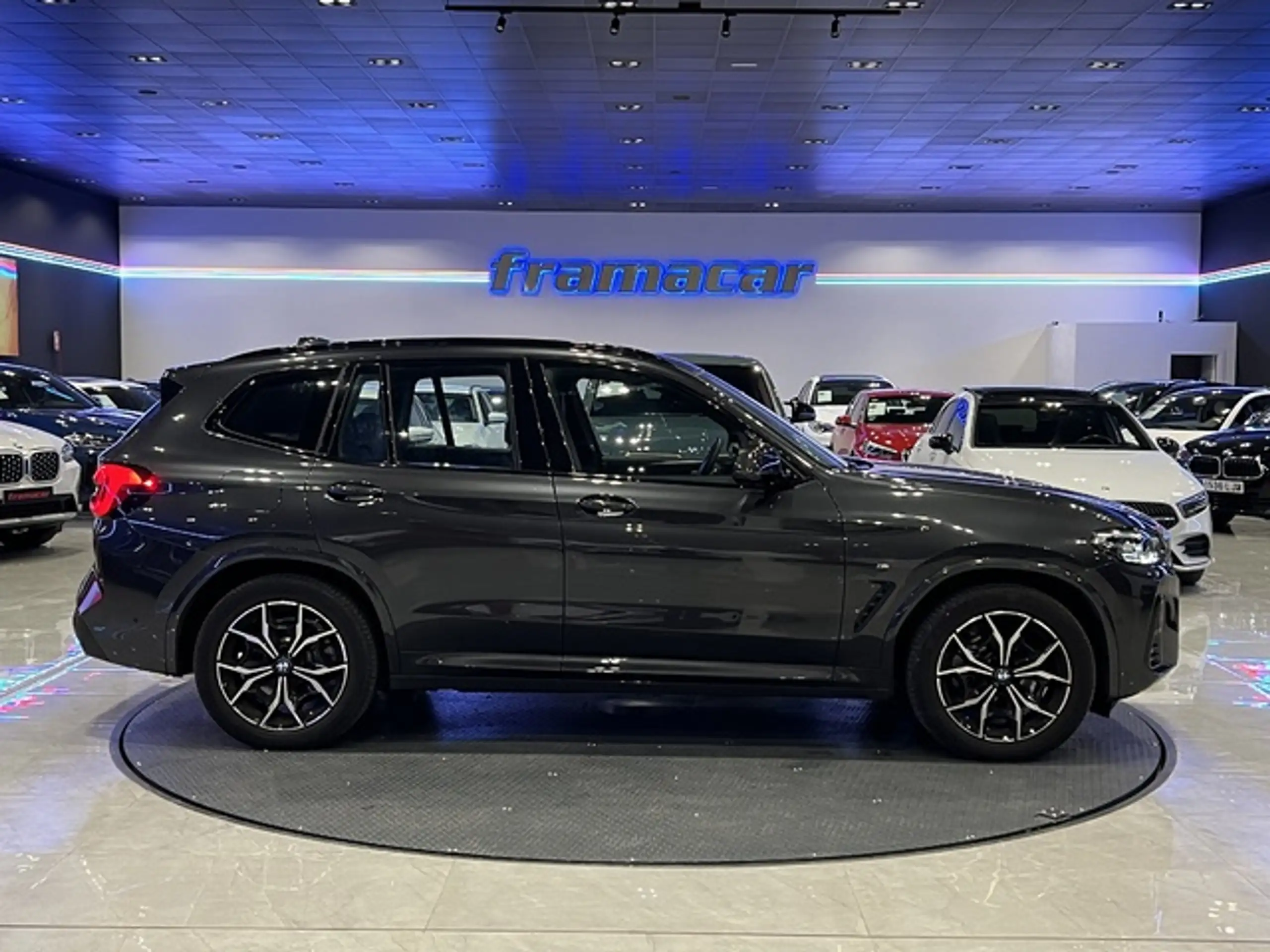 BMW - X3