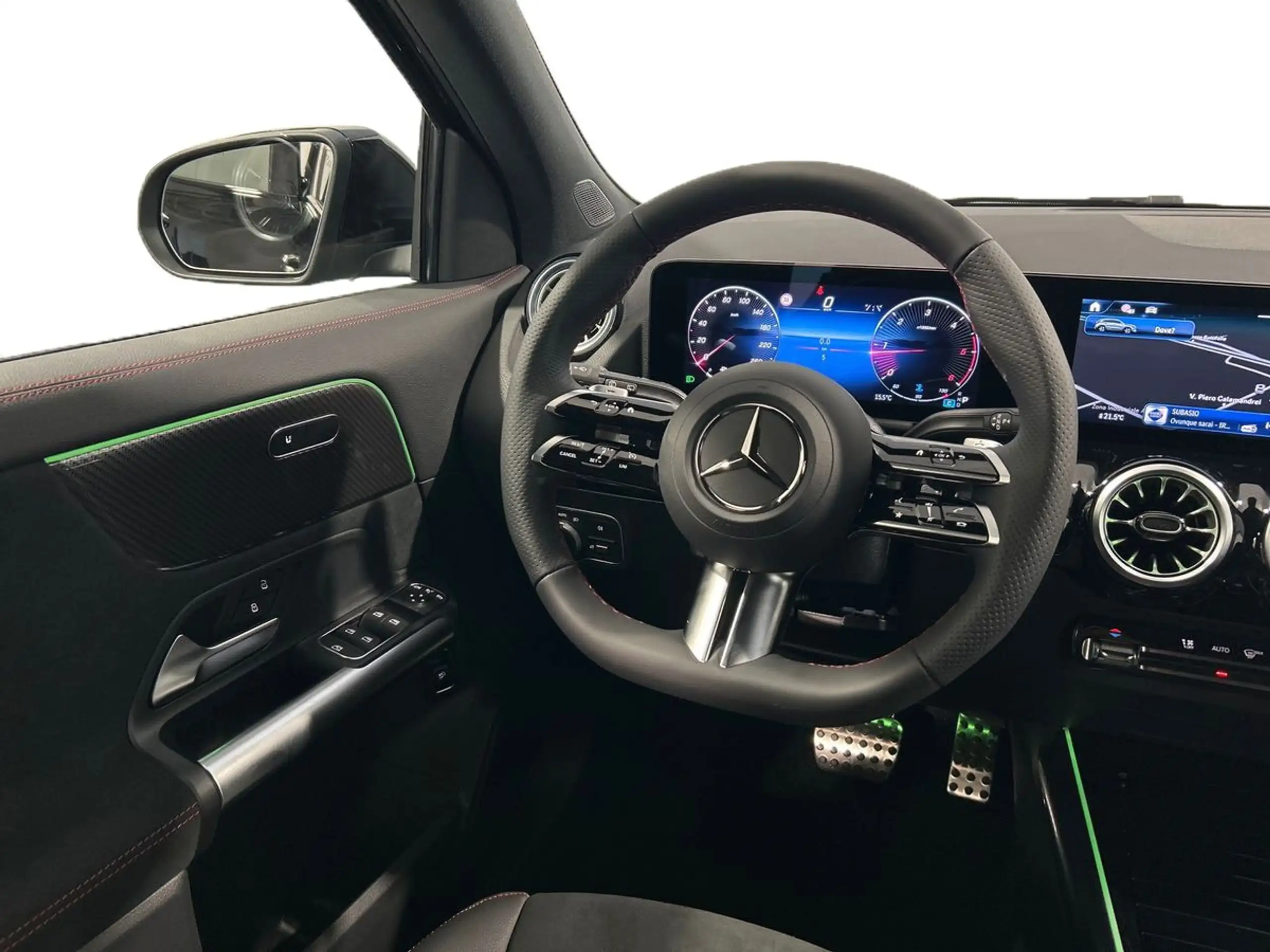 Mercedes-Benz - GLA 200