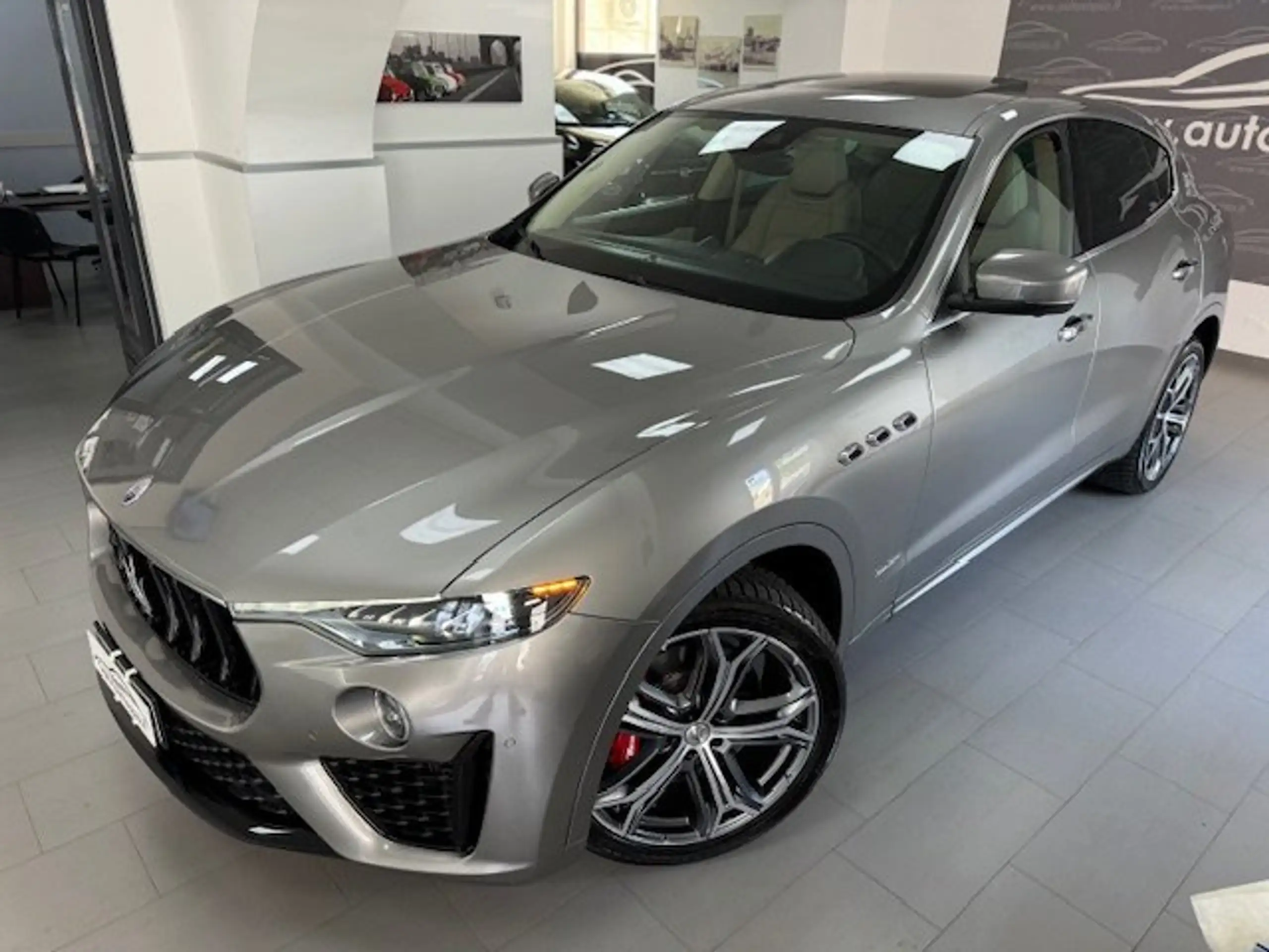 Maserati - Levante