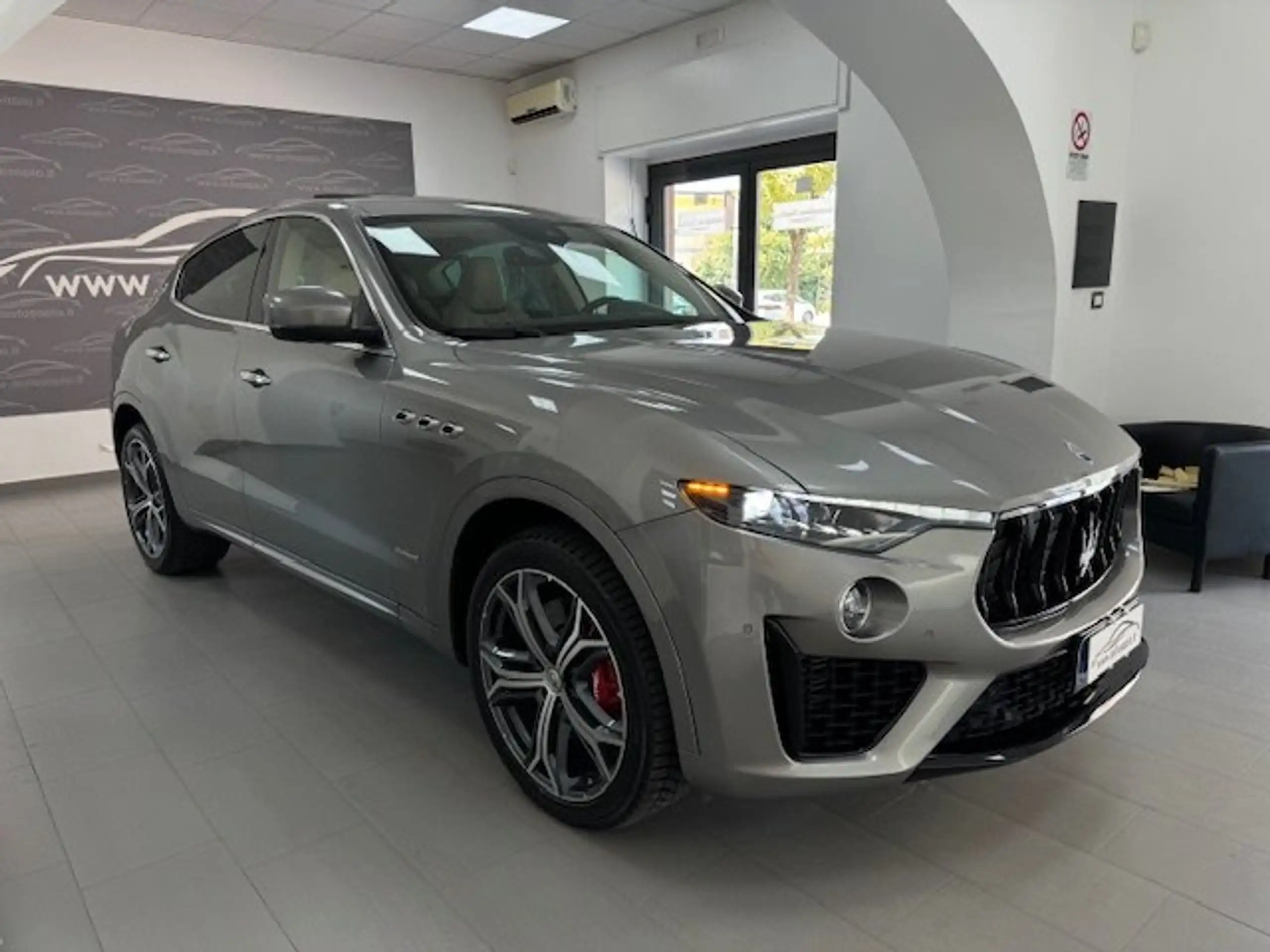 Maserati - Levante