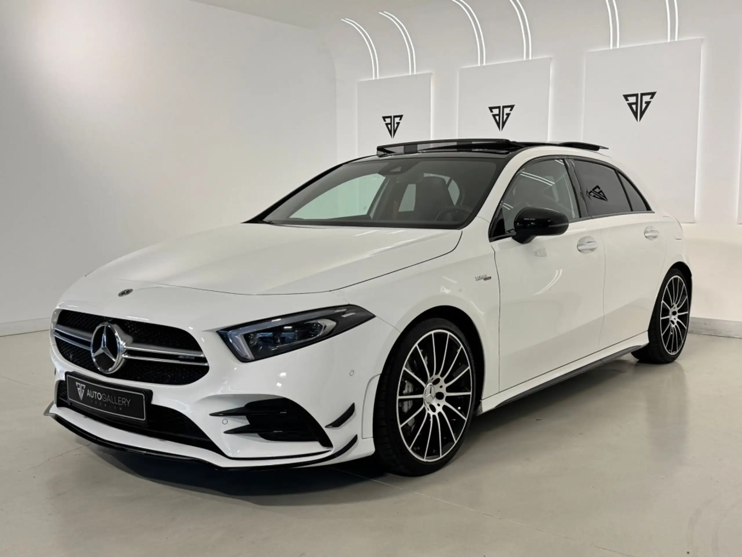 Mercedes-Benz - A 35 AMG