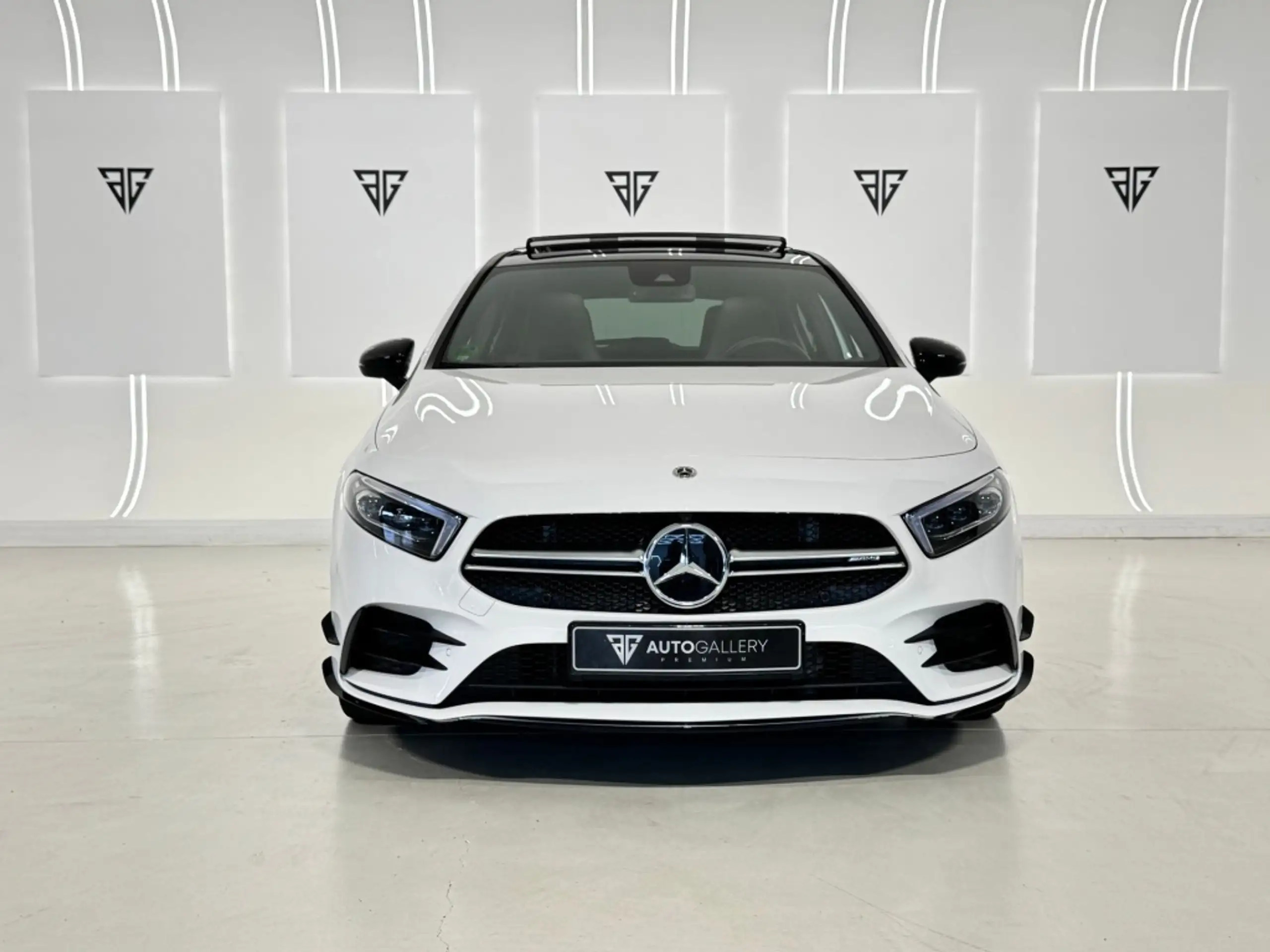 Mercedes-Benz - A 35 AMG