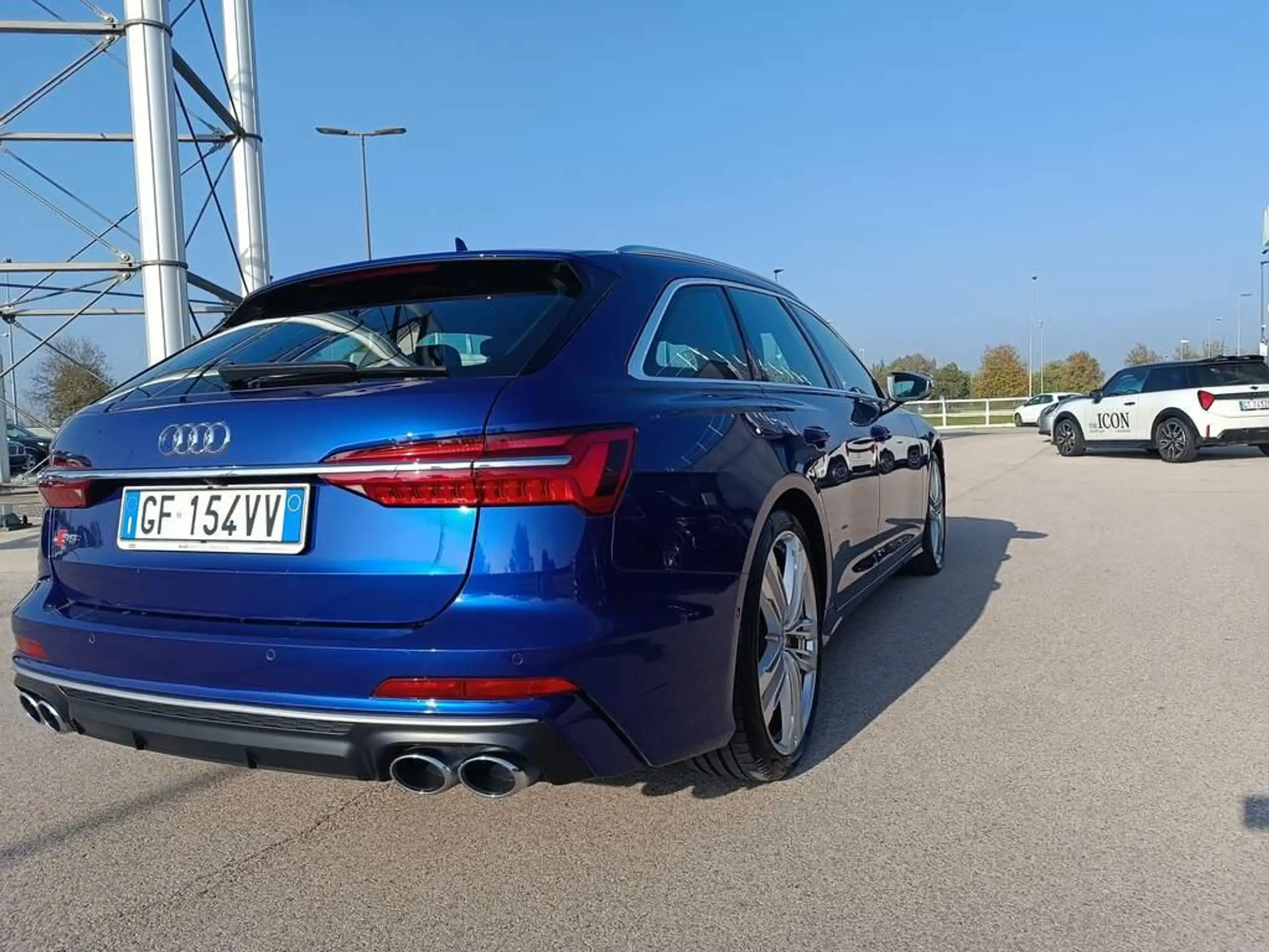 Audi - A6