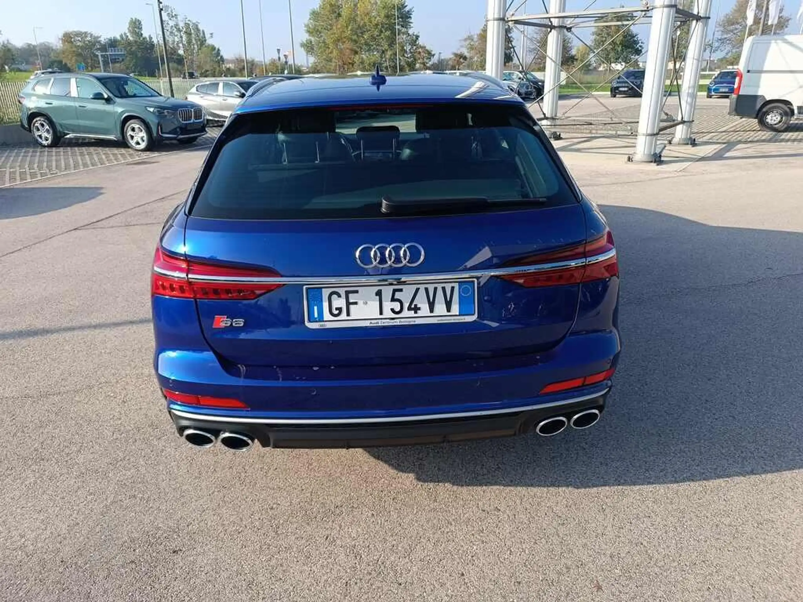 Audi - A6