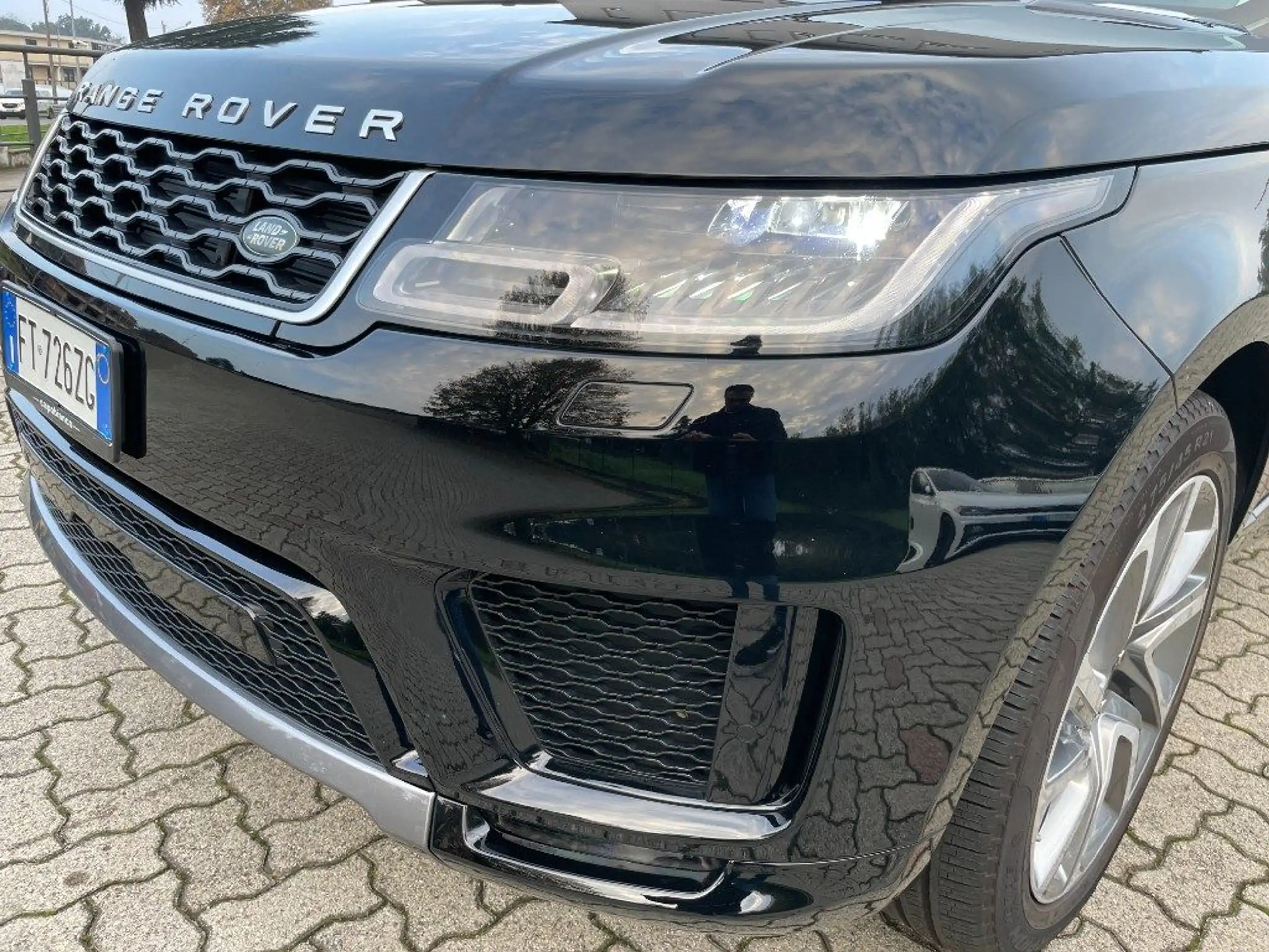 Land Rover - Range Rover Sport