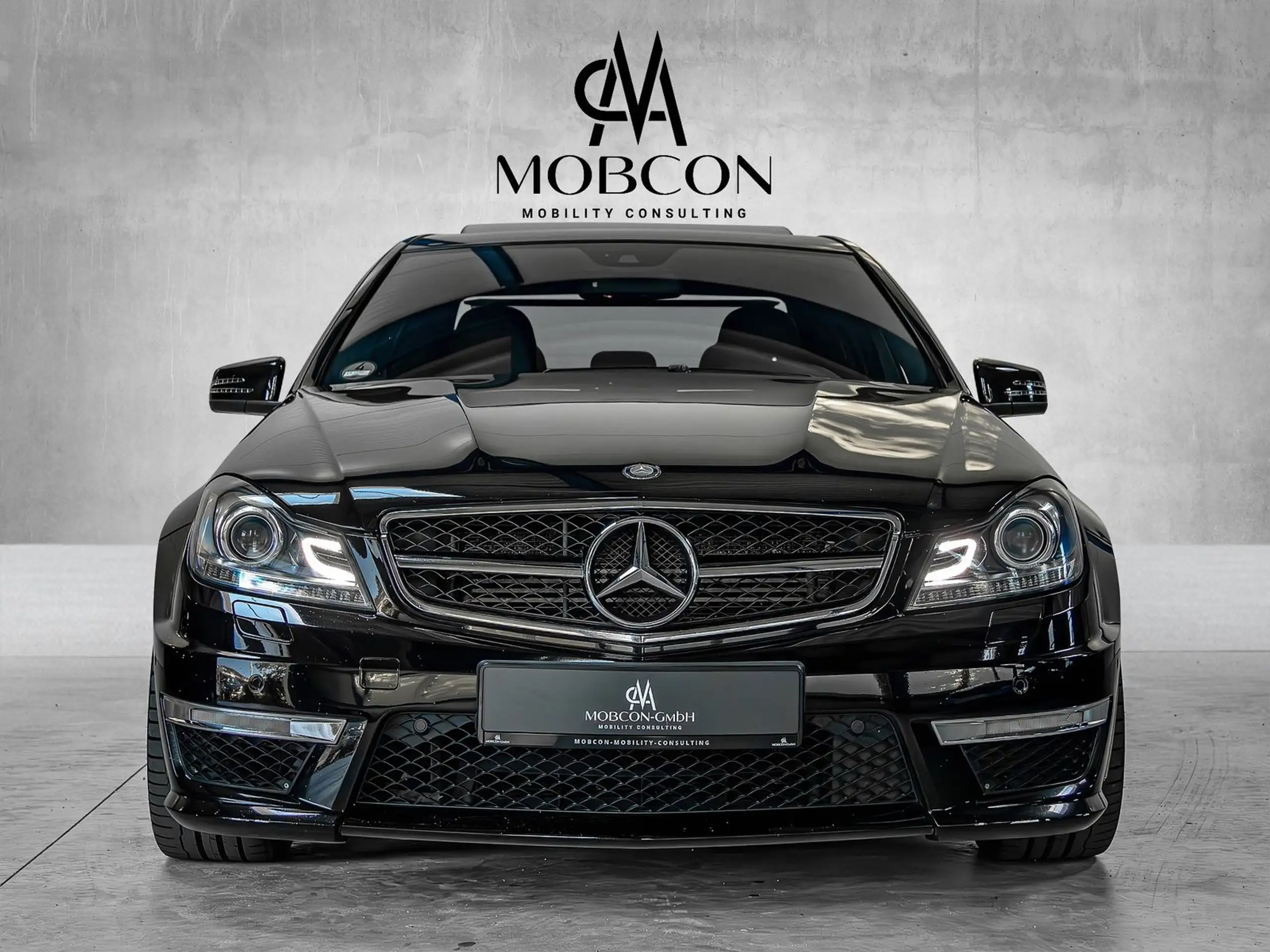 Mercedes-Benz - C 63 AMG