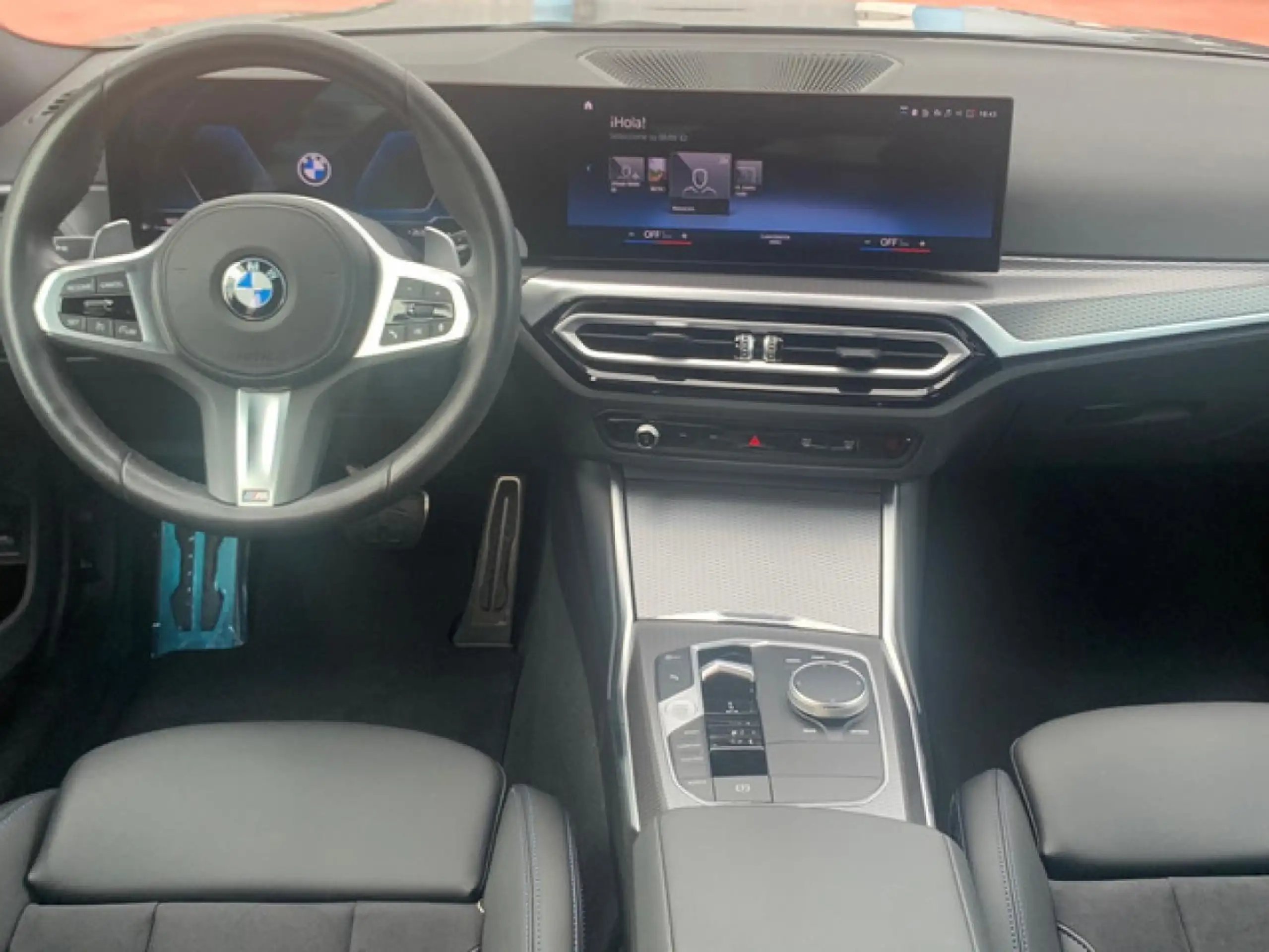 BMW - 320