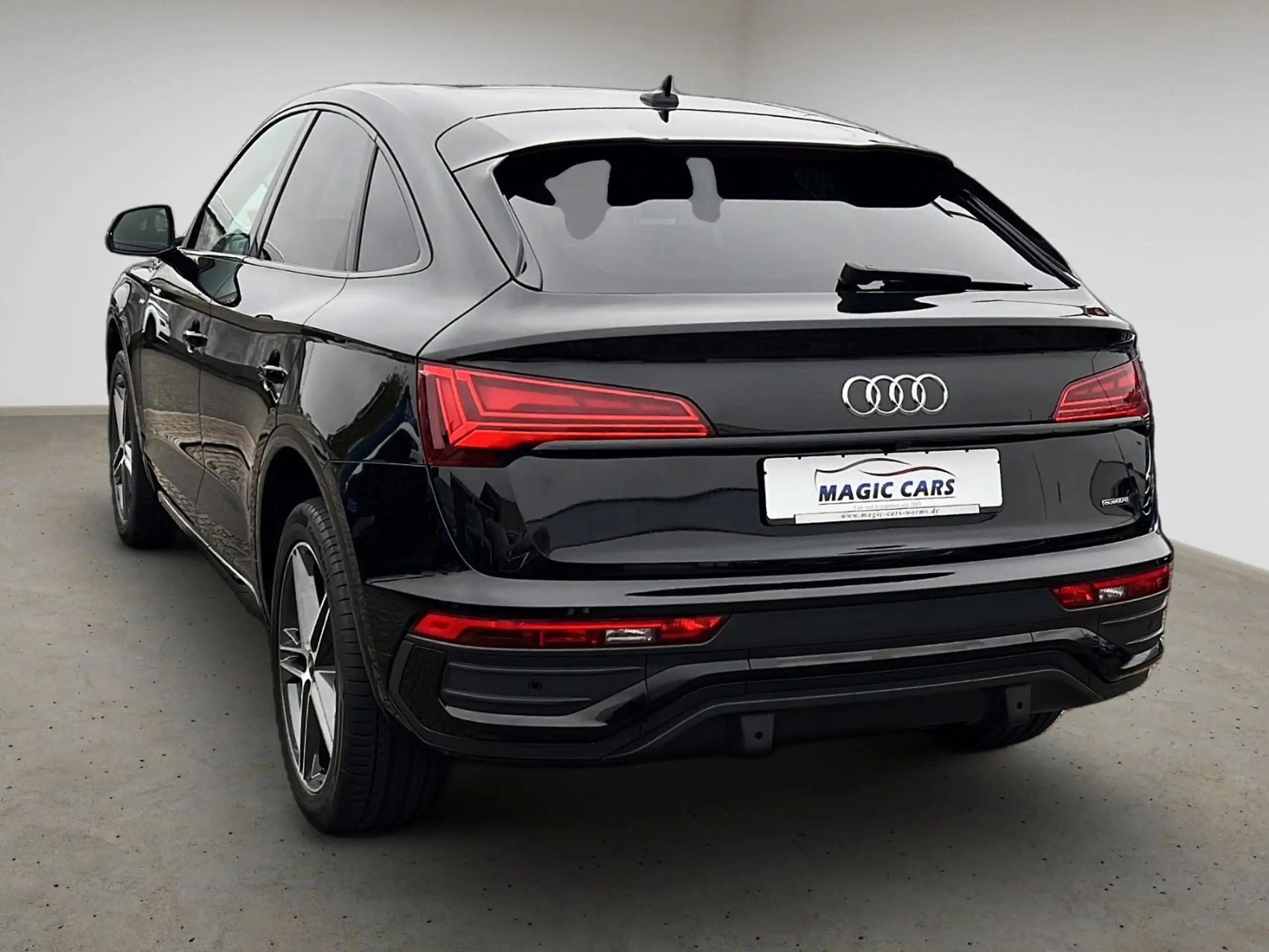 Audi - Q5