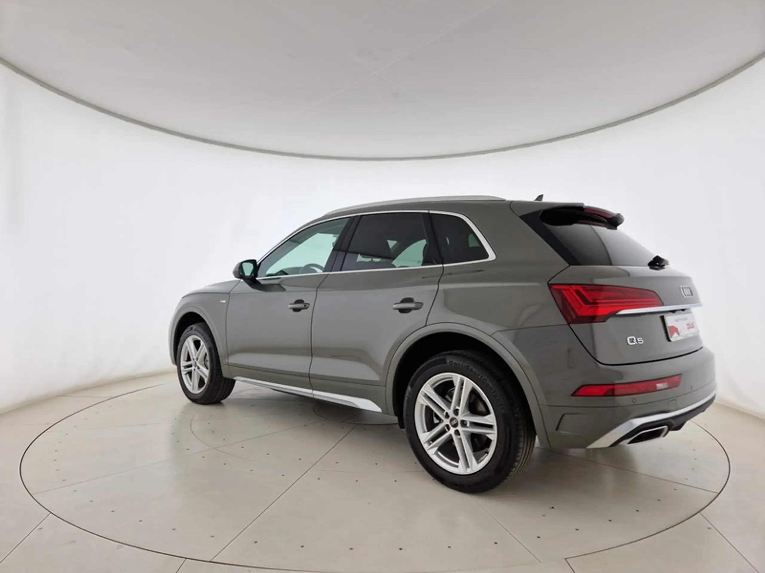 Audi - Q5