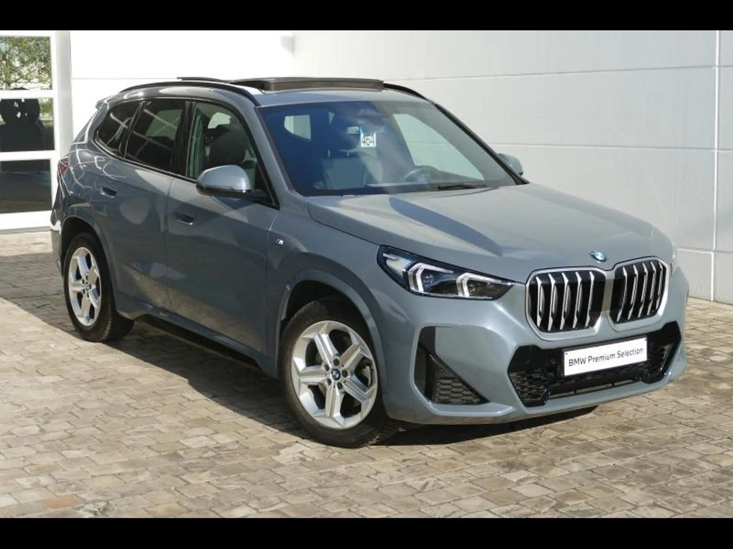 BMW - X1