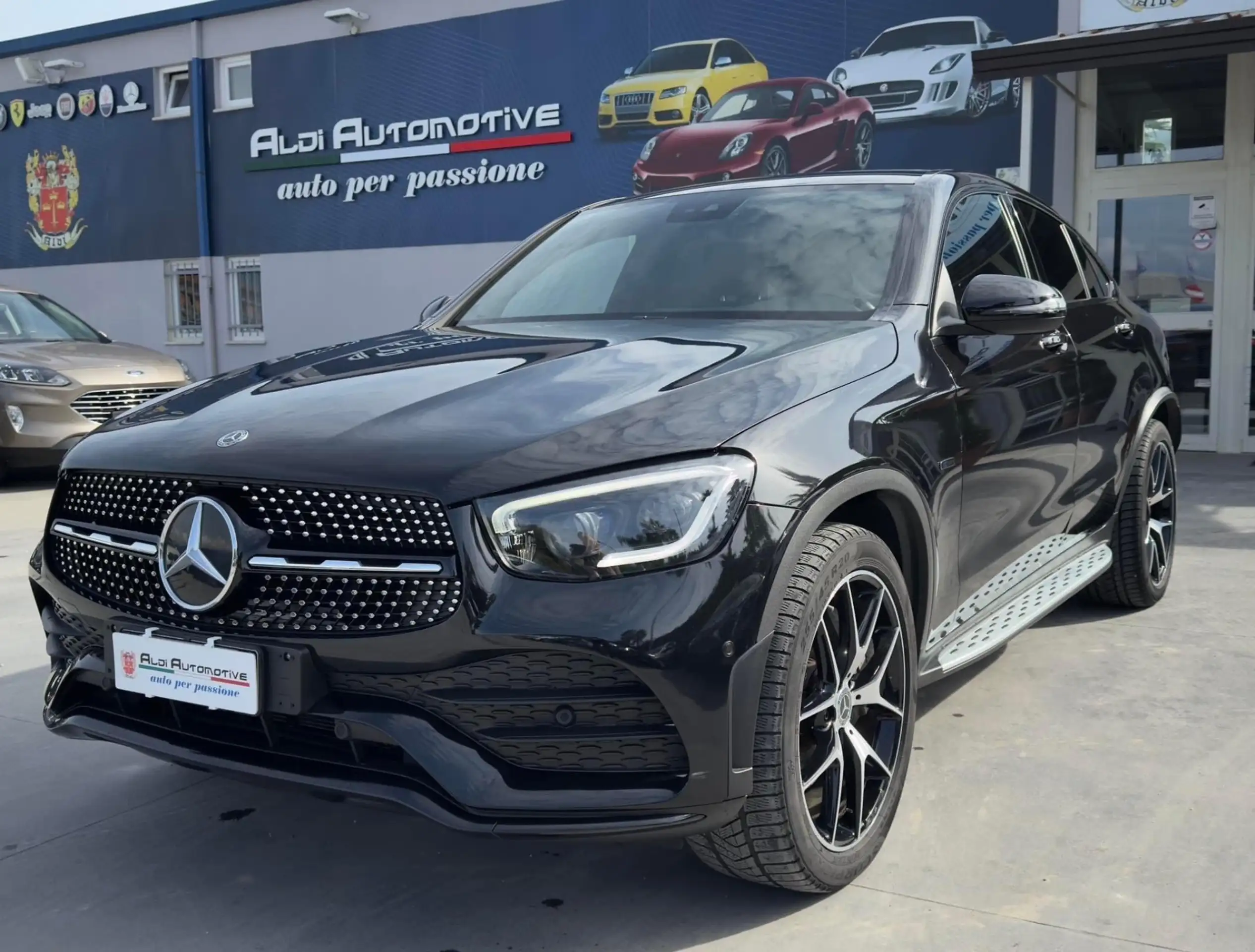 Mercedes-Benz - GLC 300