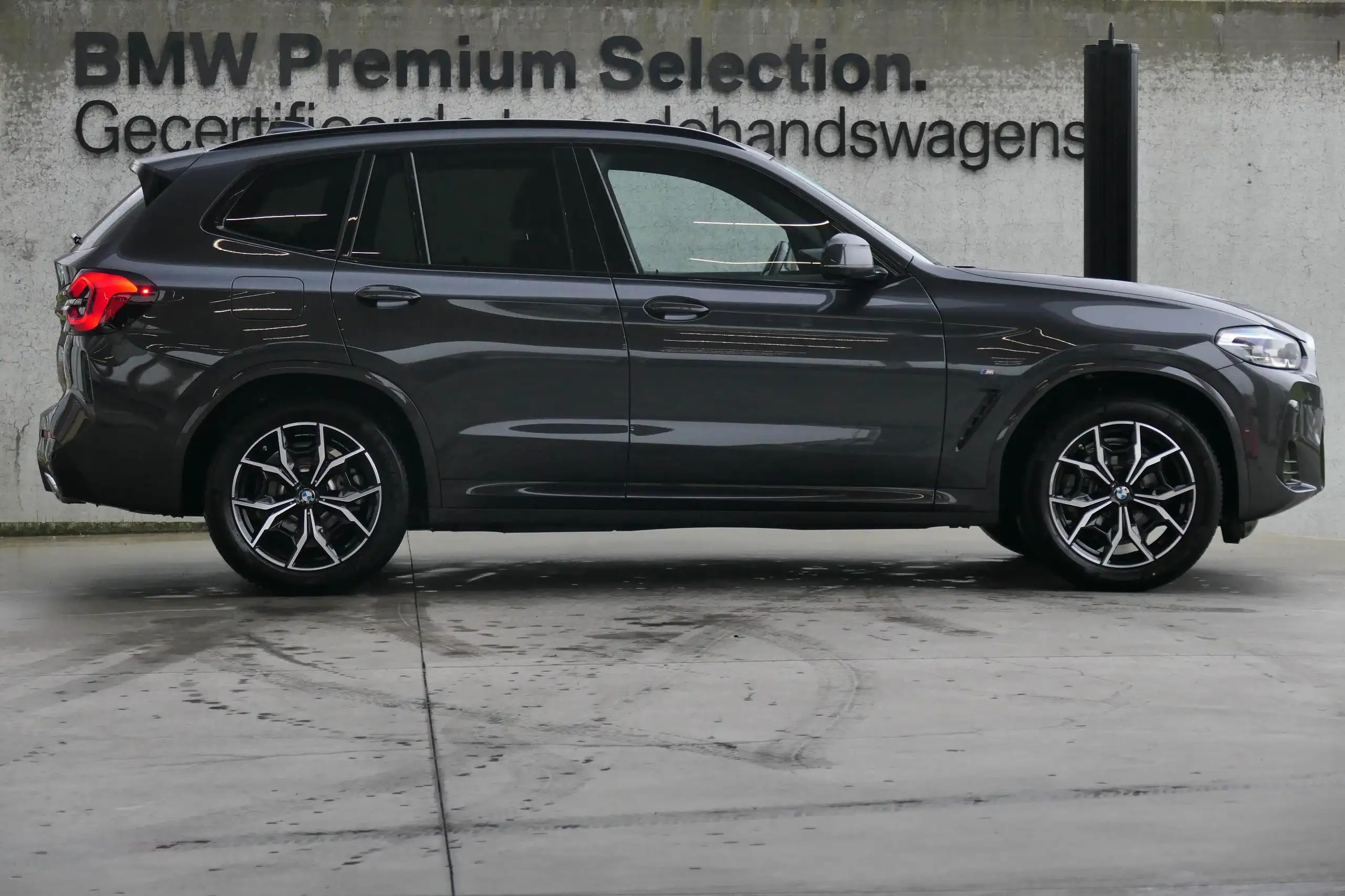 BMW - X3