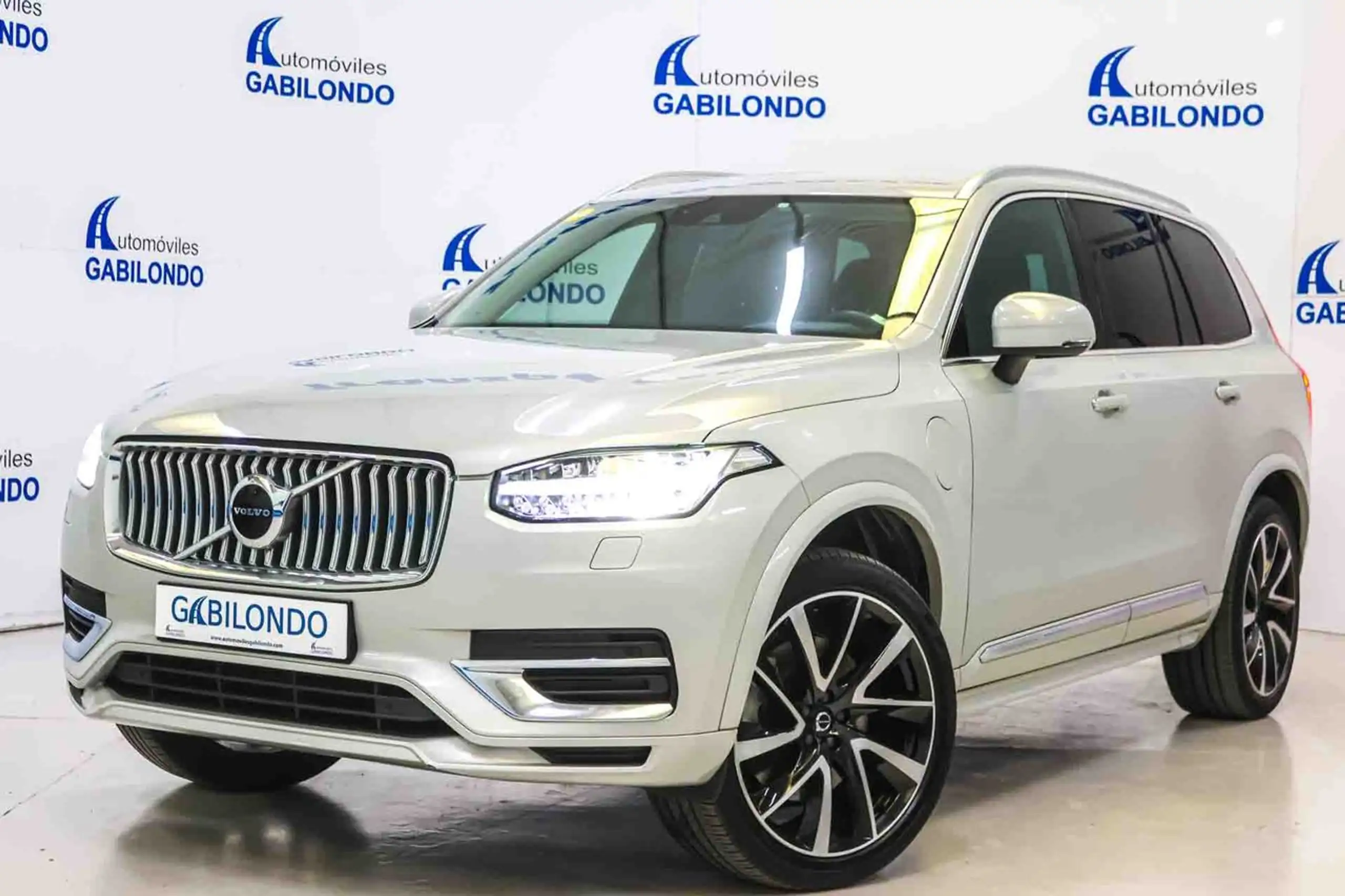 Volvo - XC90