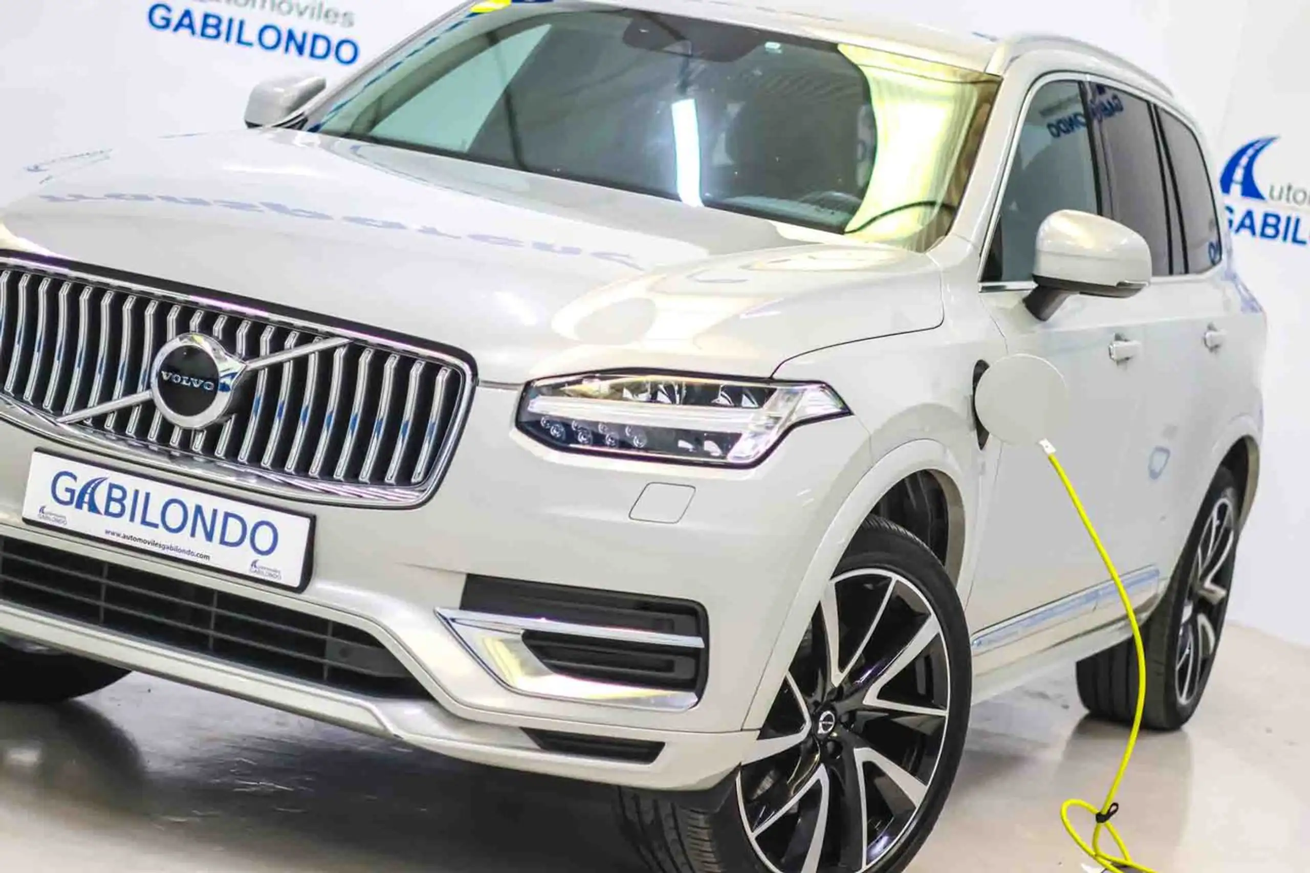 Volvo - XC90