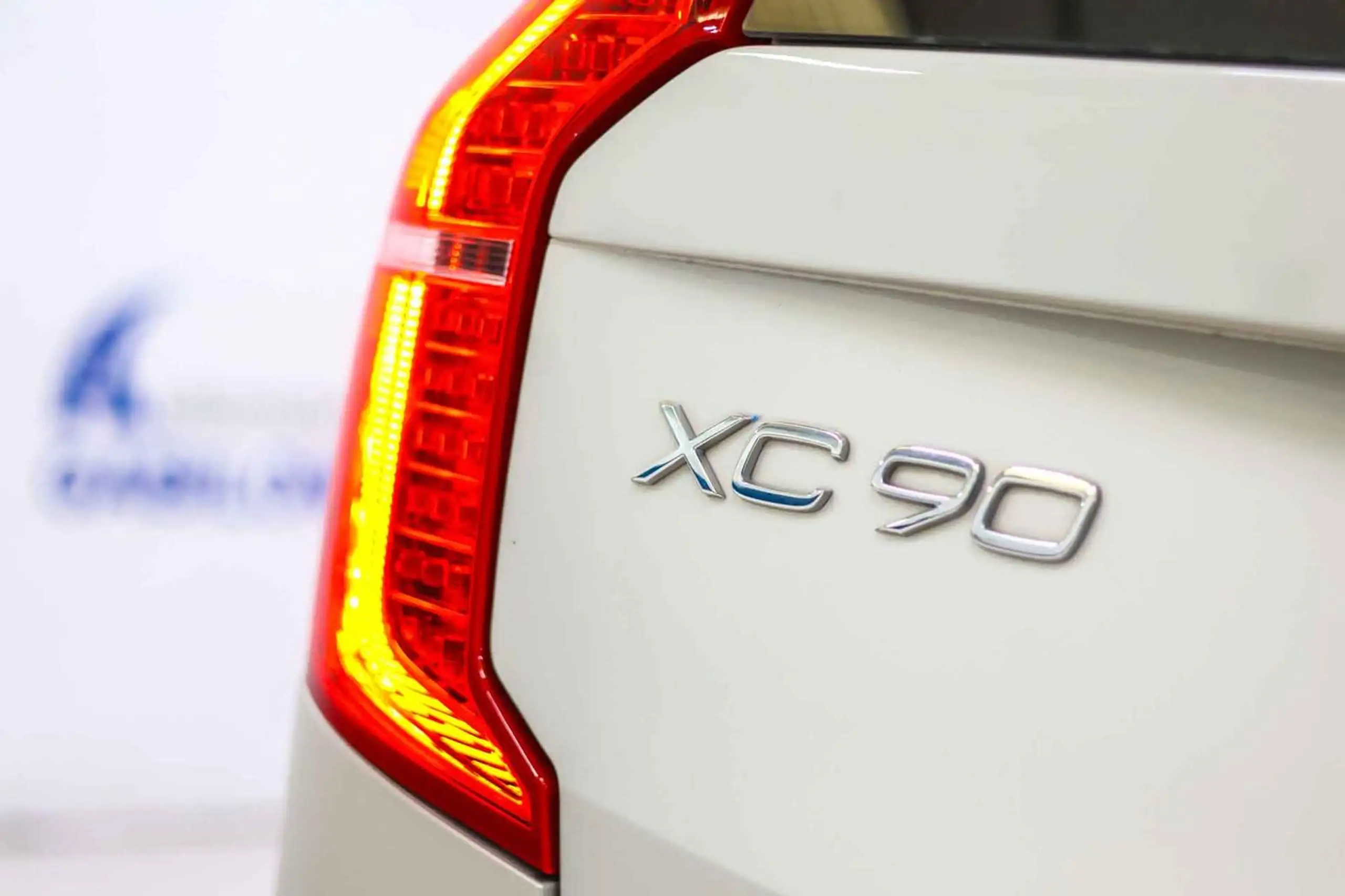 Volvo - XC90