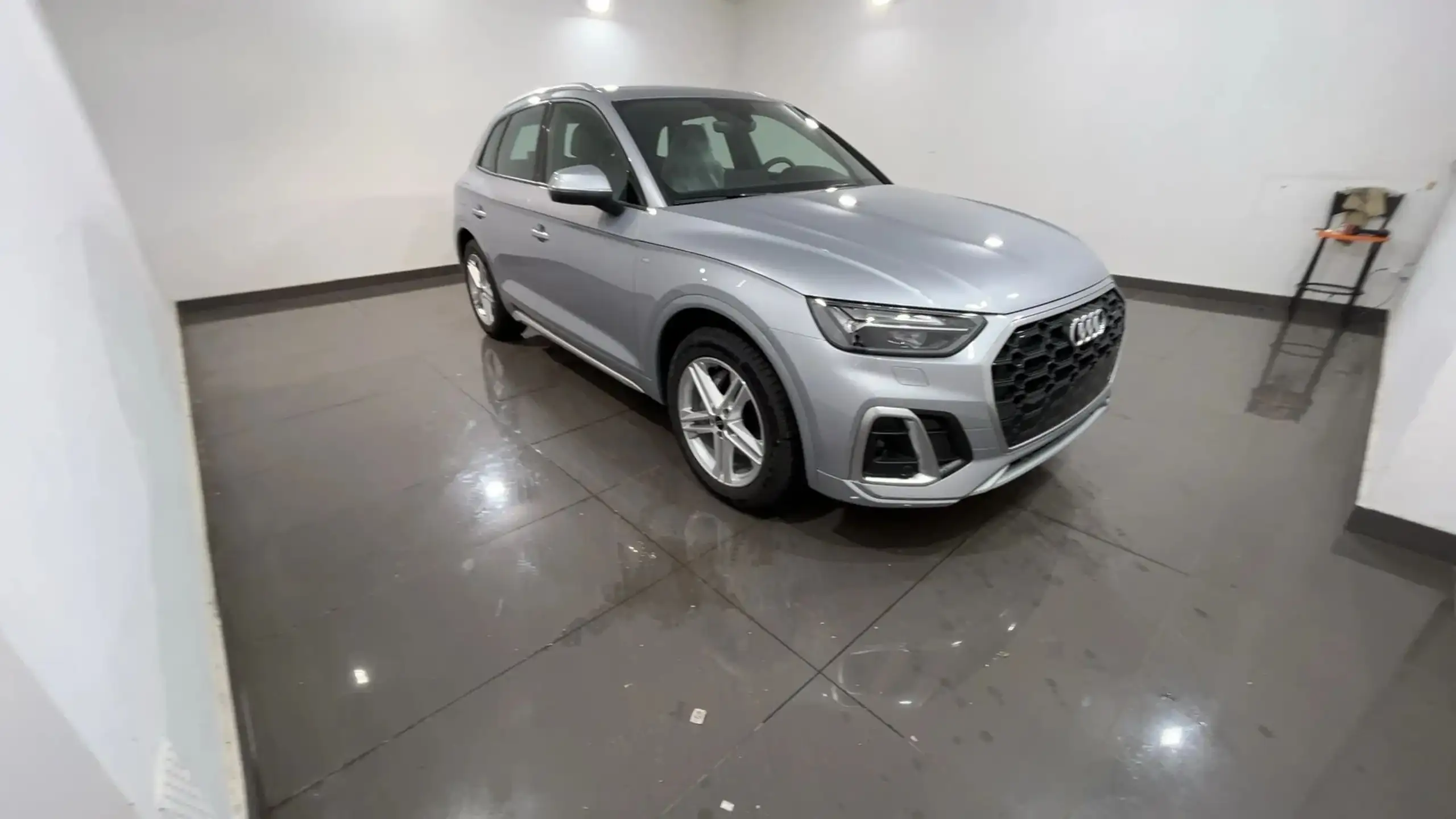 Audi - Q5