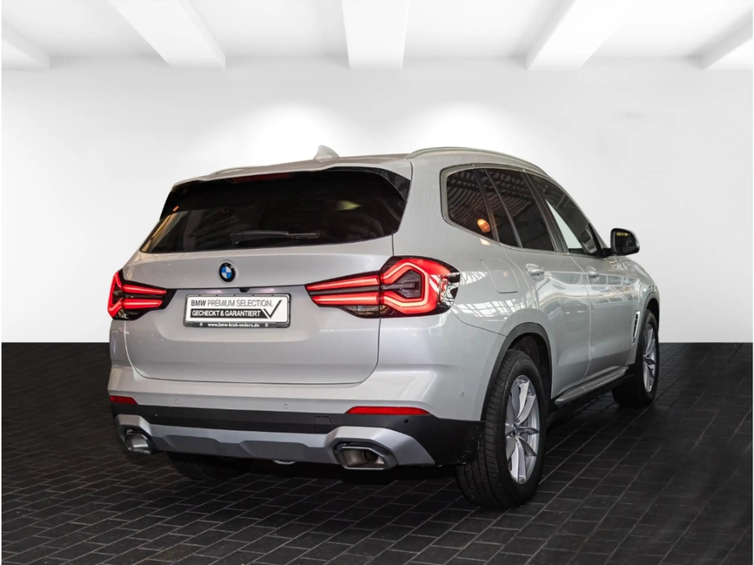 BMW - X3