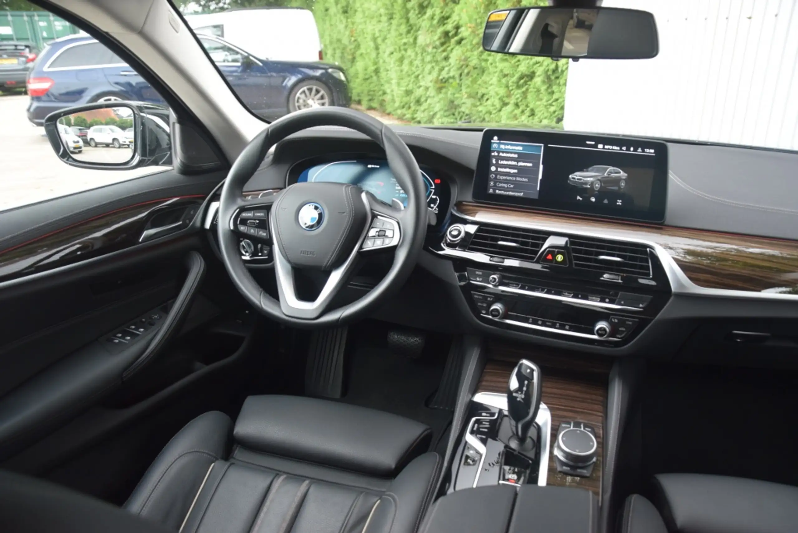 BMW - 545