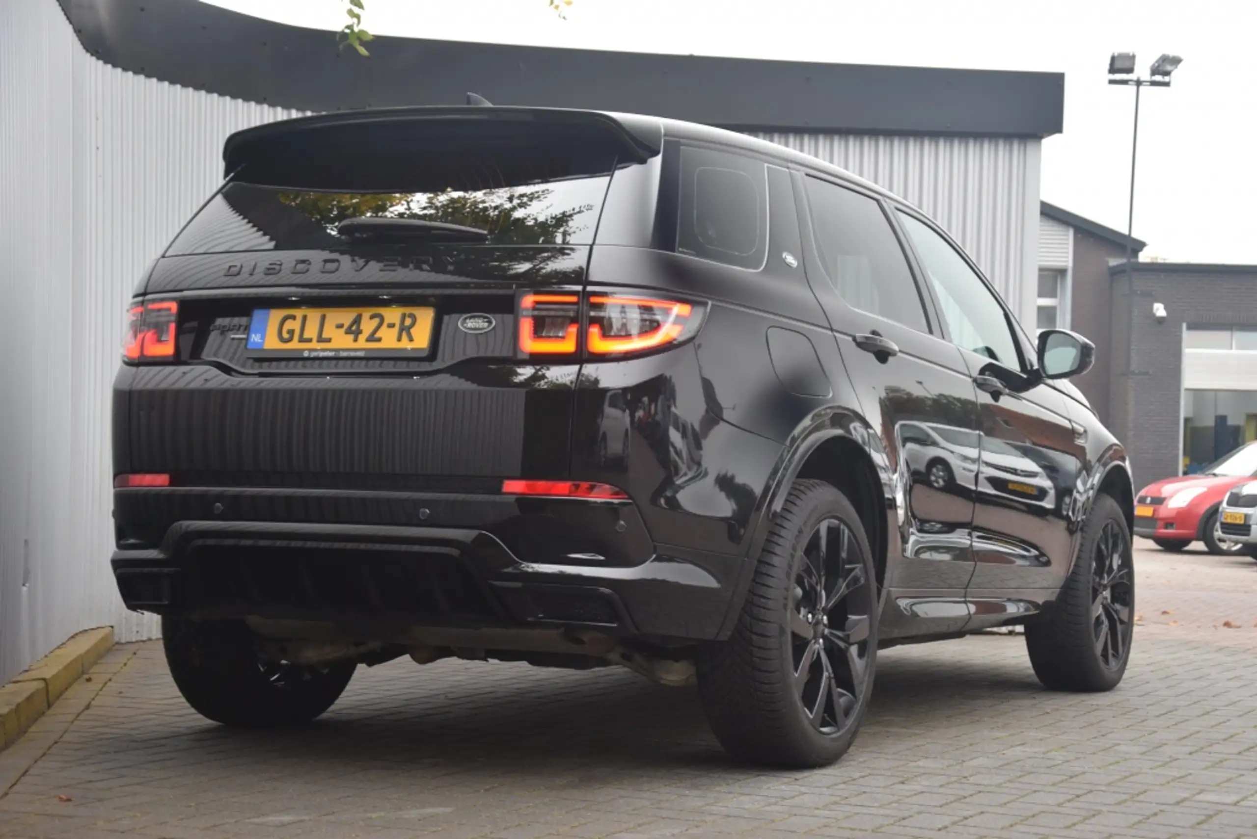 Land Rover - Discovery Sport