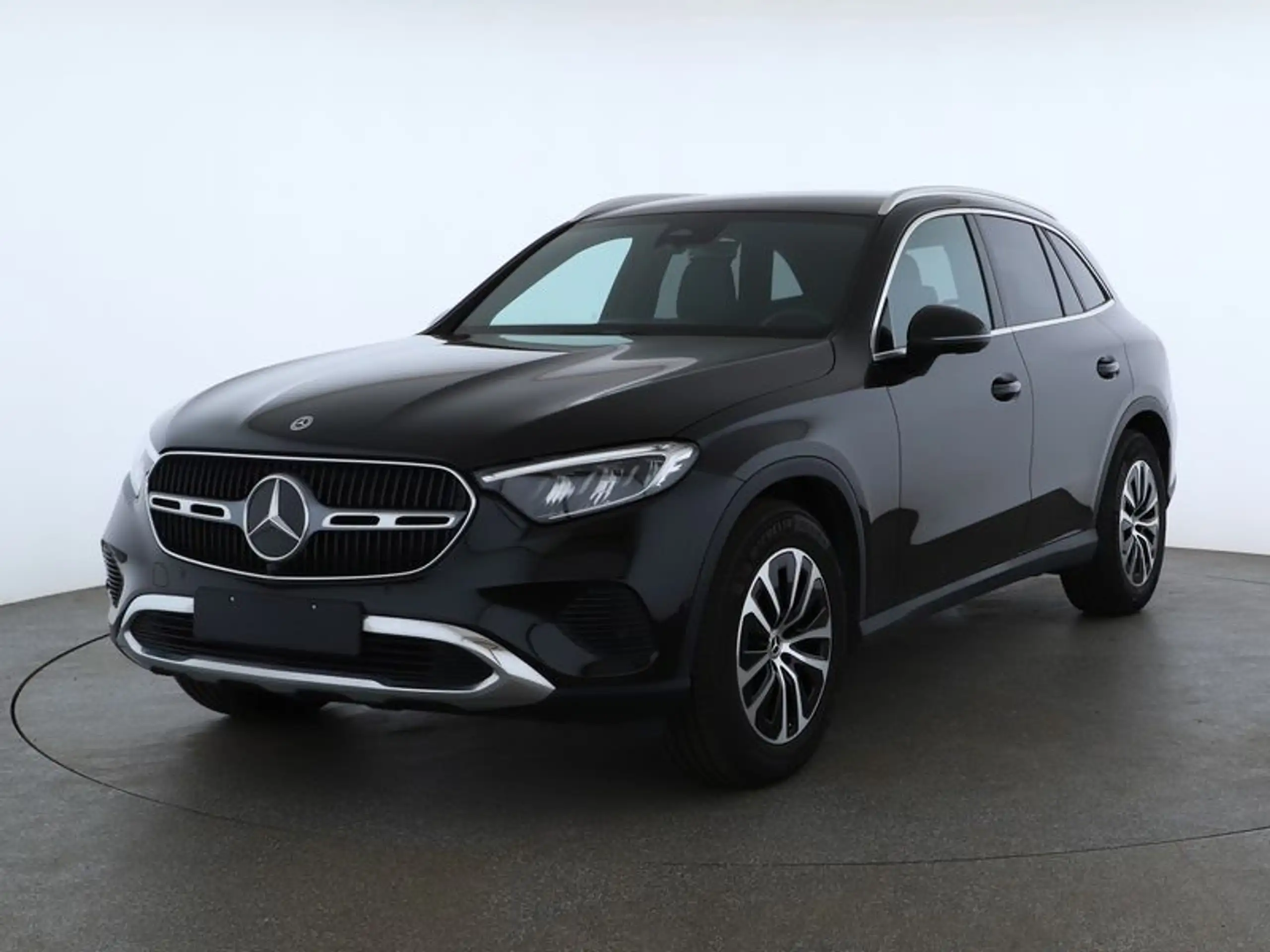 Mercedes-Benz - GLC 200