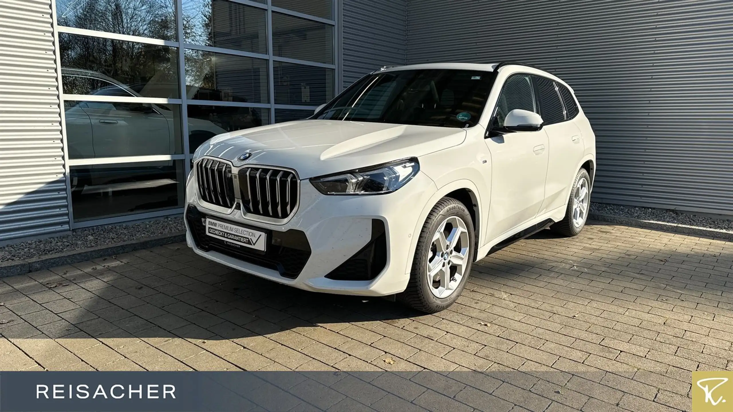 BMW - X1