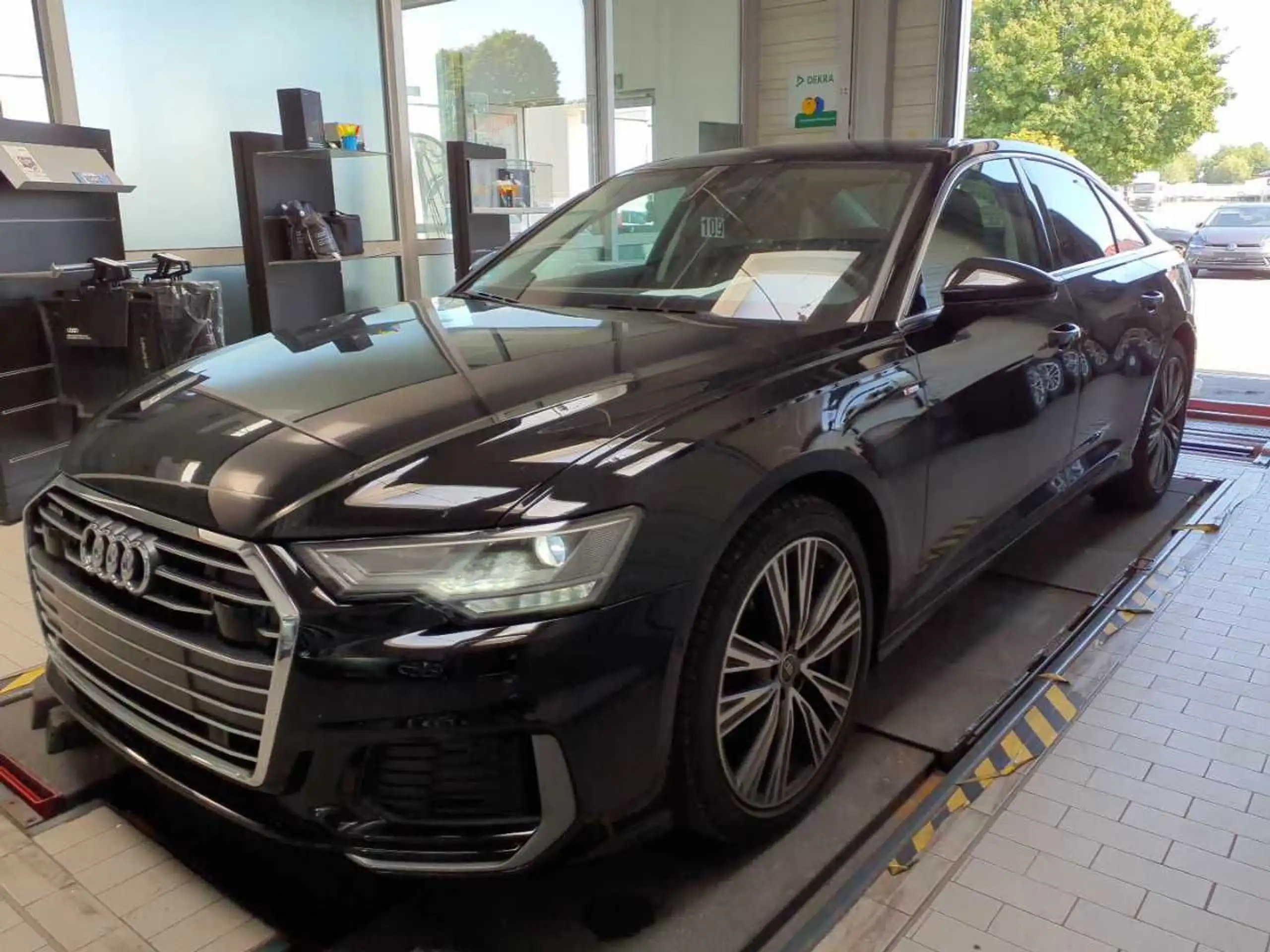 Audi - A6