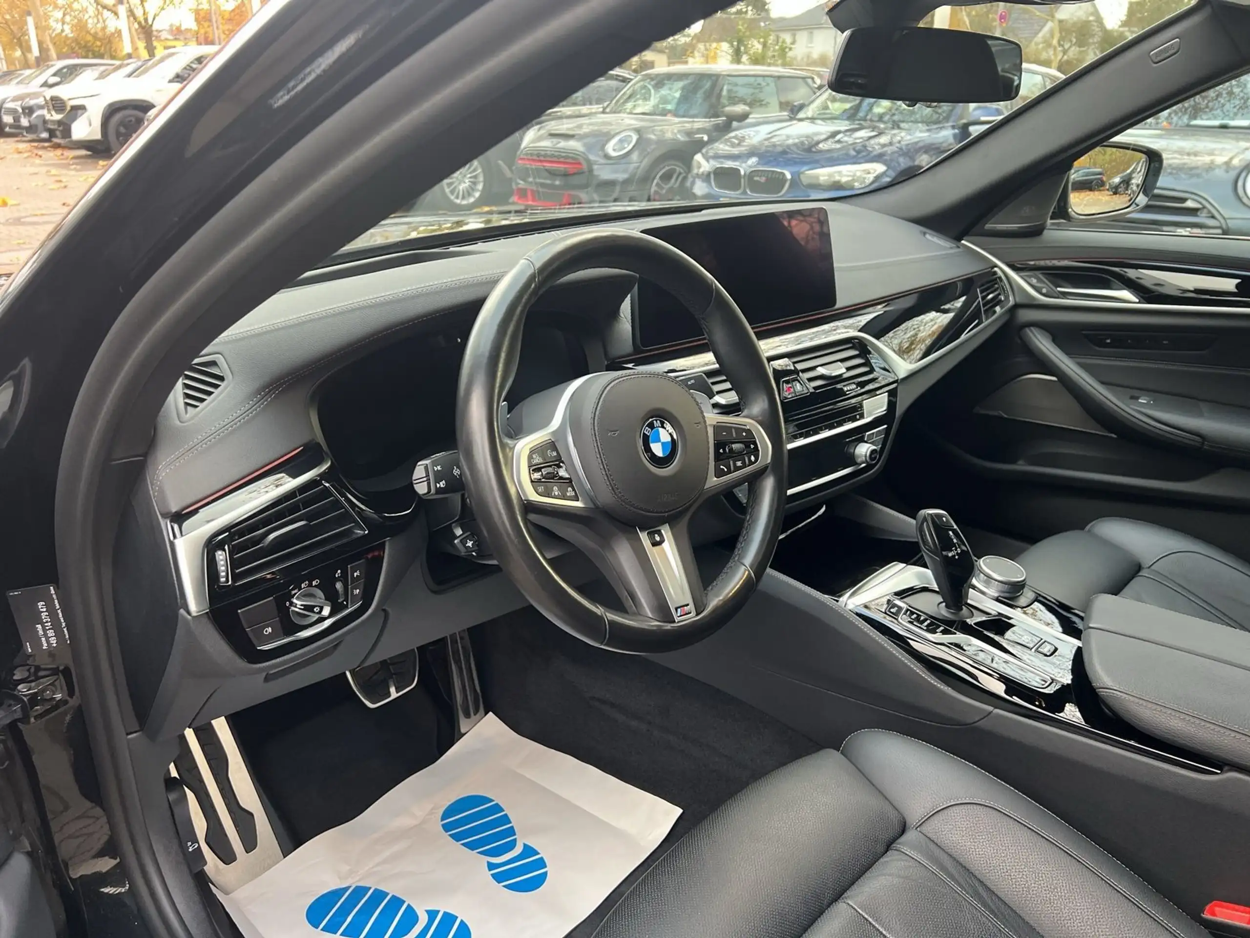 BMW - 530