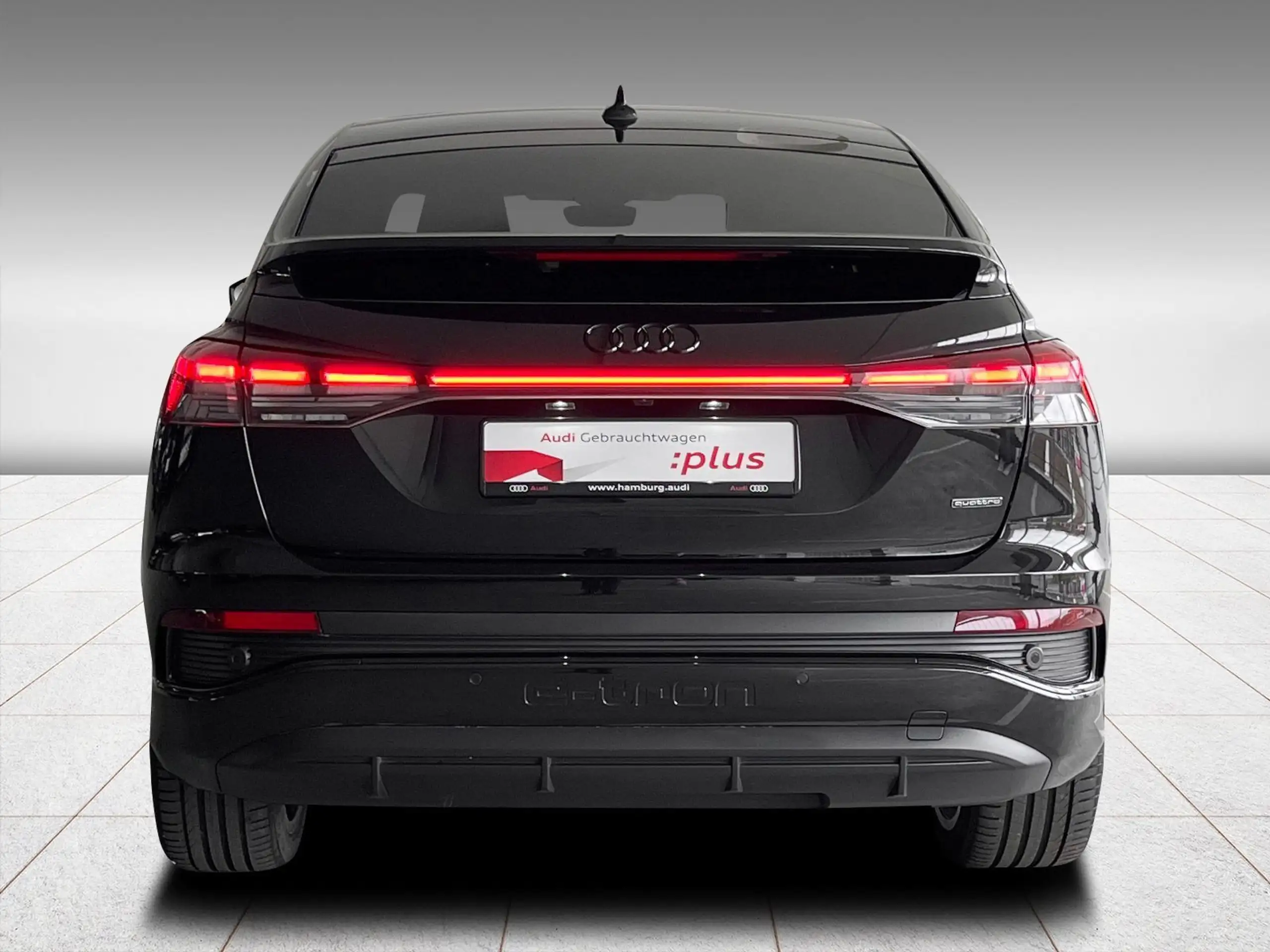 Audi - Q4 e-tron